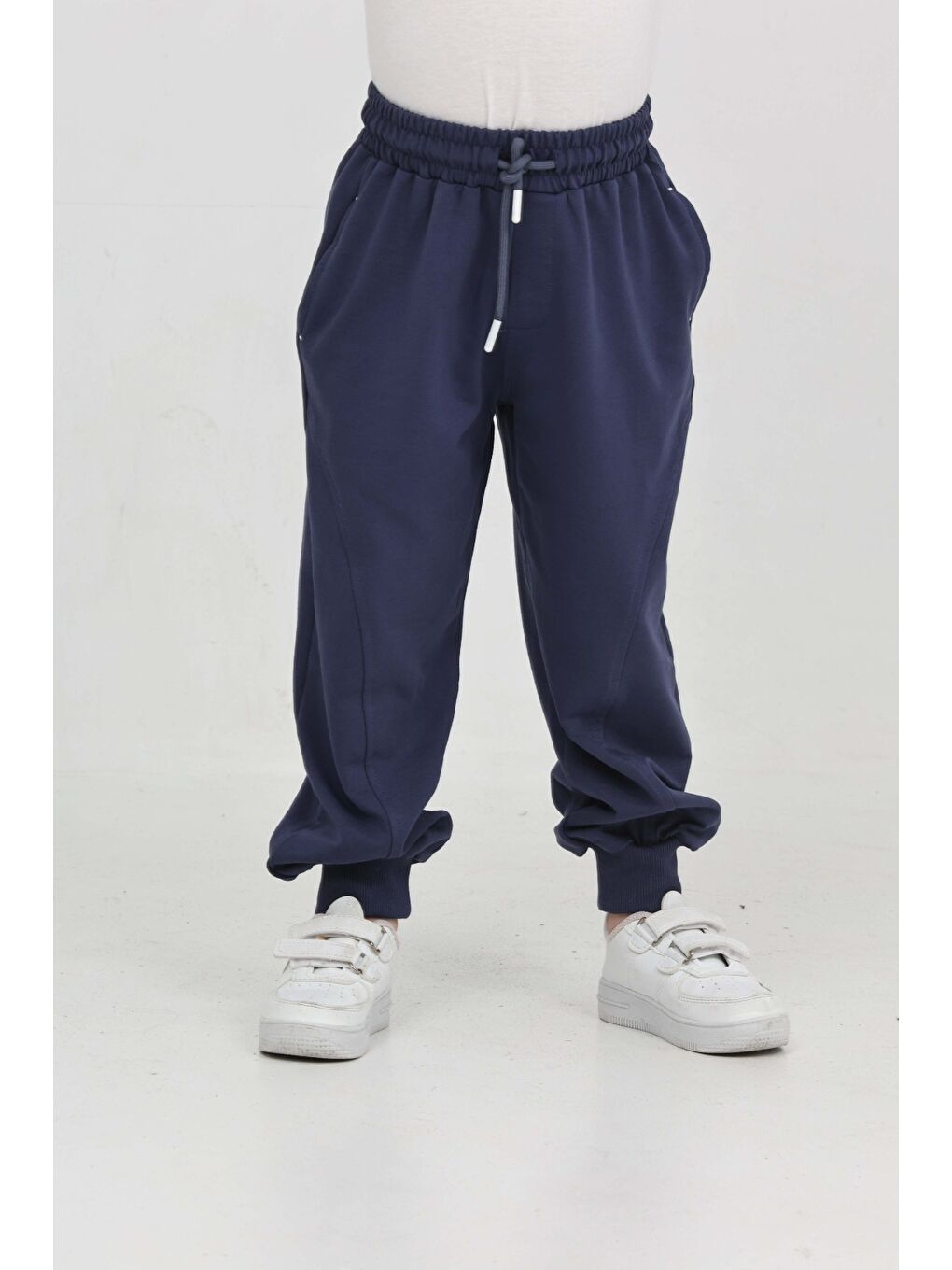 İndigo Erkek Çocuk Punteriz Detaylı Eşofman Alt-4