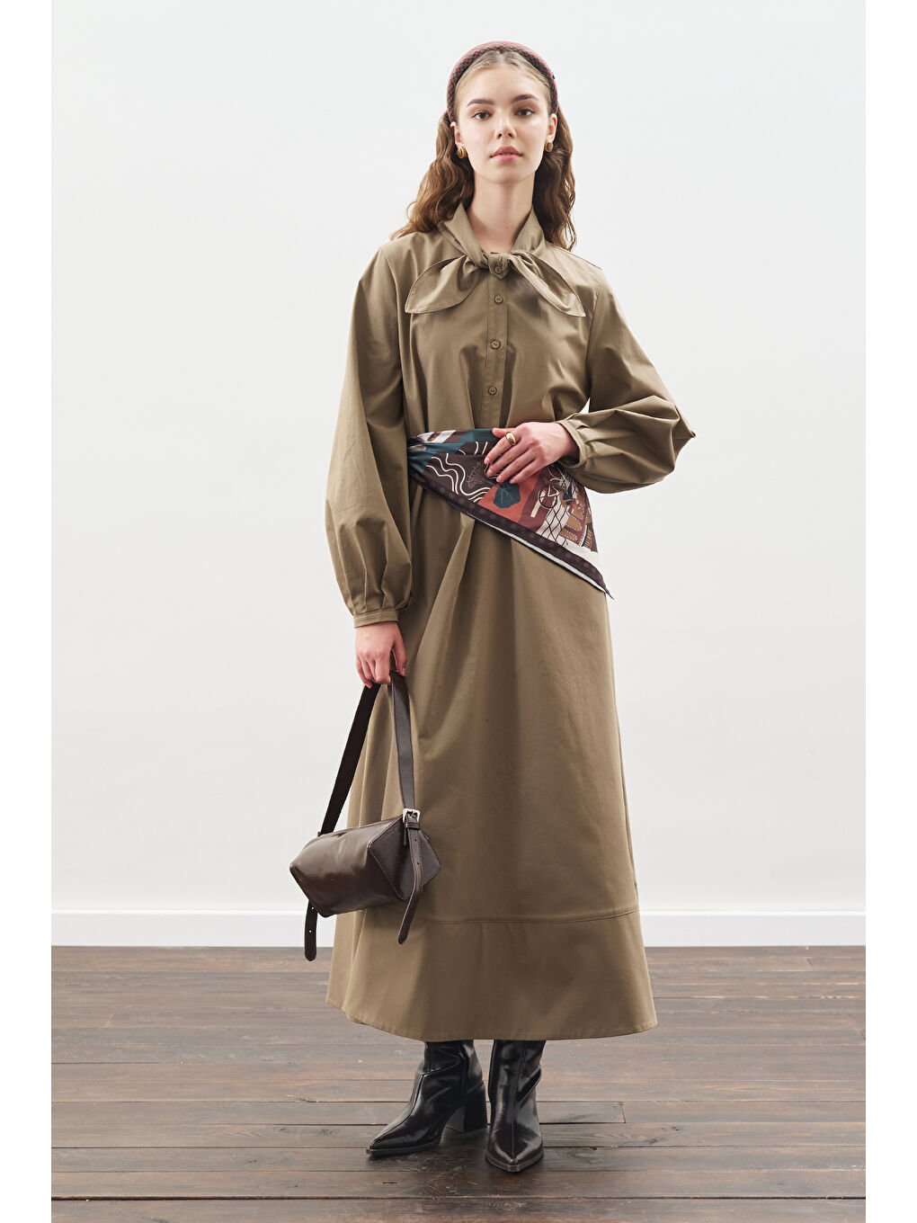 Yakası Bağlama Detaylı Elbise Haki-1