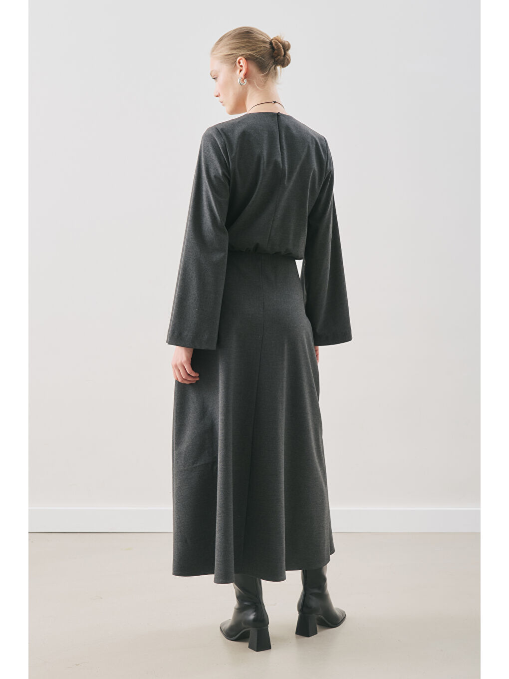 Anvelop Etekli Klasik Elbise Antrasit-7