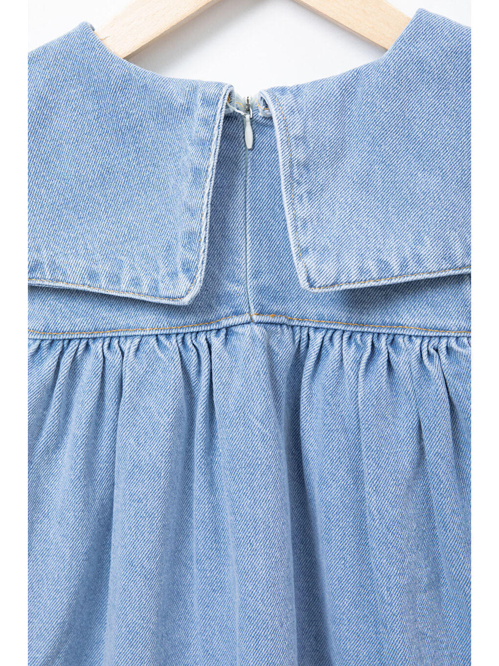 Mavi Yaka Papatya Nakışlı Uzun Kol Kız Çocuk Jean Elbise 20688-2