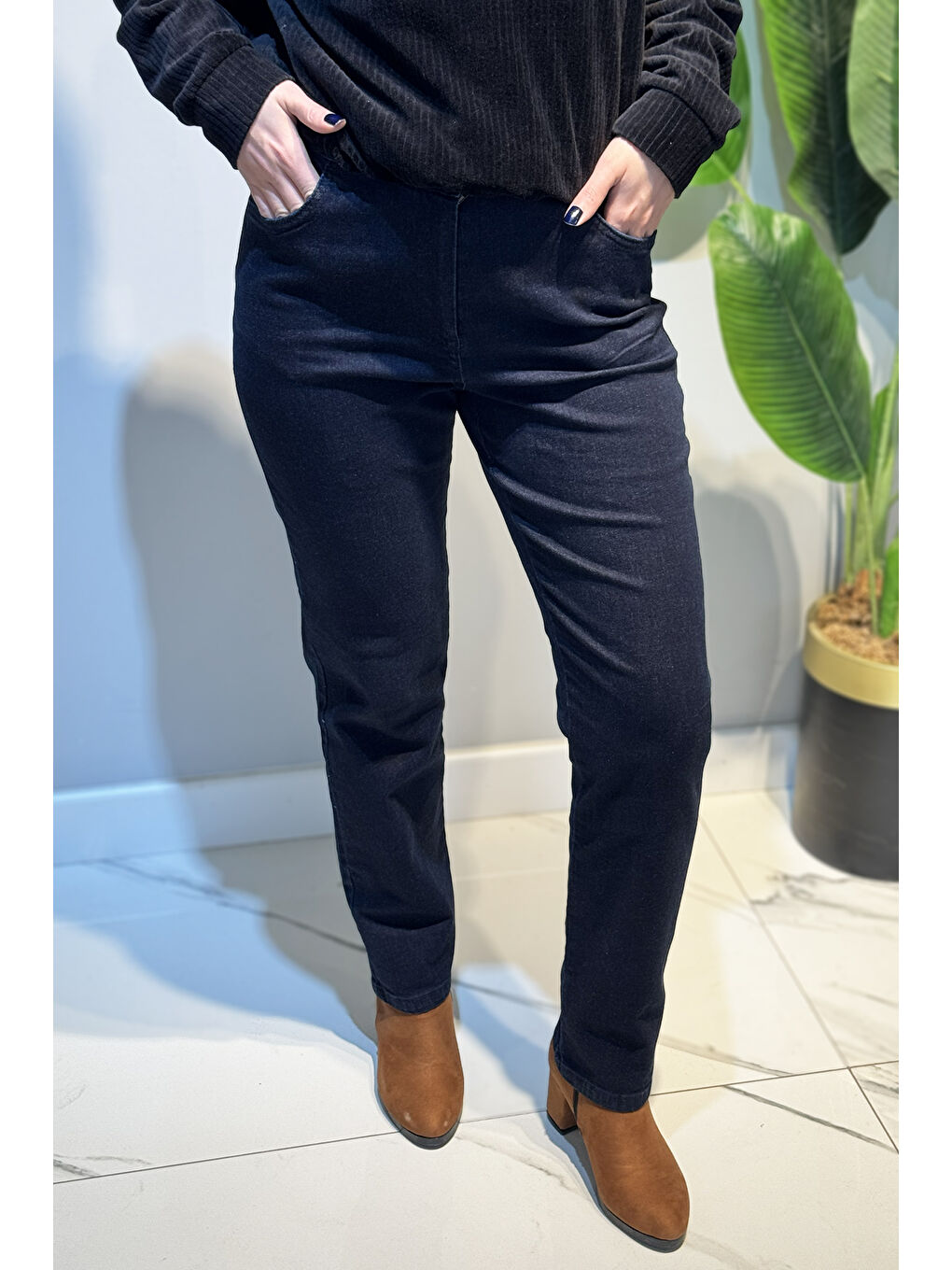 Kadın Beli Lastikli Elastanlı Boru Paça Jean Pantolon 03 Koyu Lacivert-2