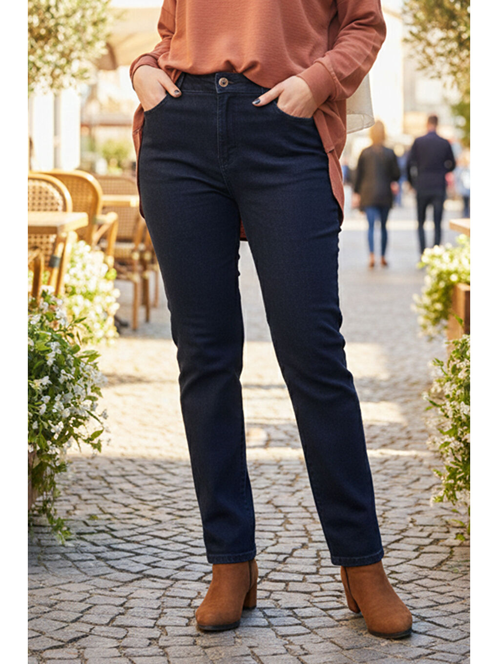 Kadın Beli Lastikli Elastanlı Boru Paça Jean Pantolon 03 Koyu Lacivert-4