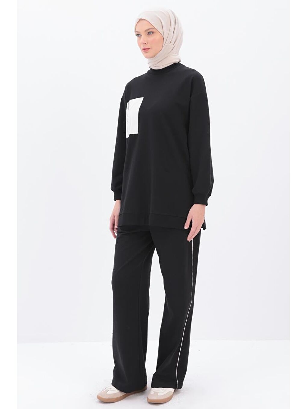 Siyah-Yanları Şeritli Eşofman Takımı-2