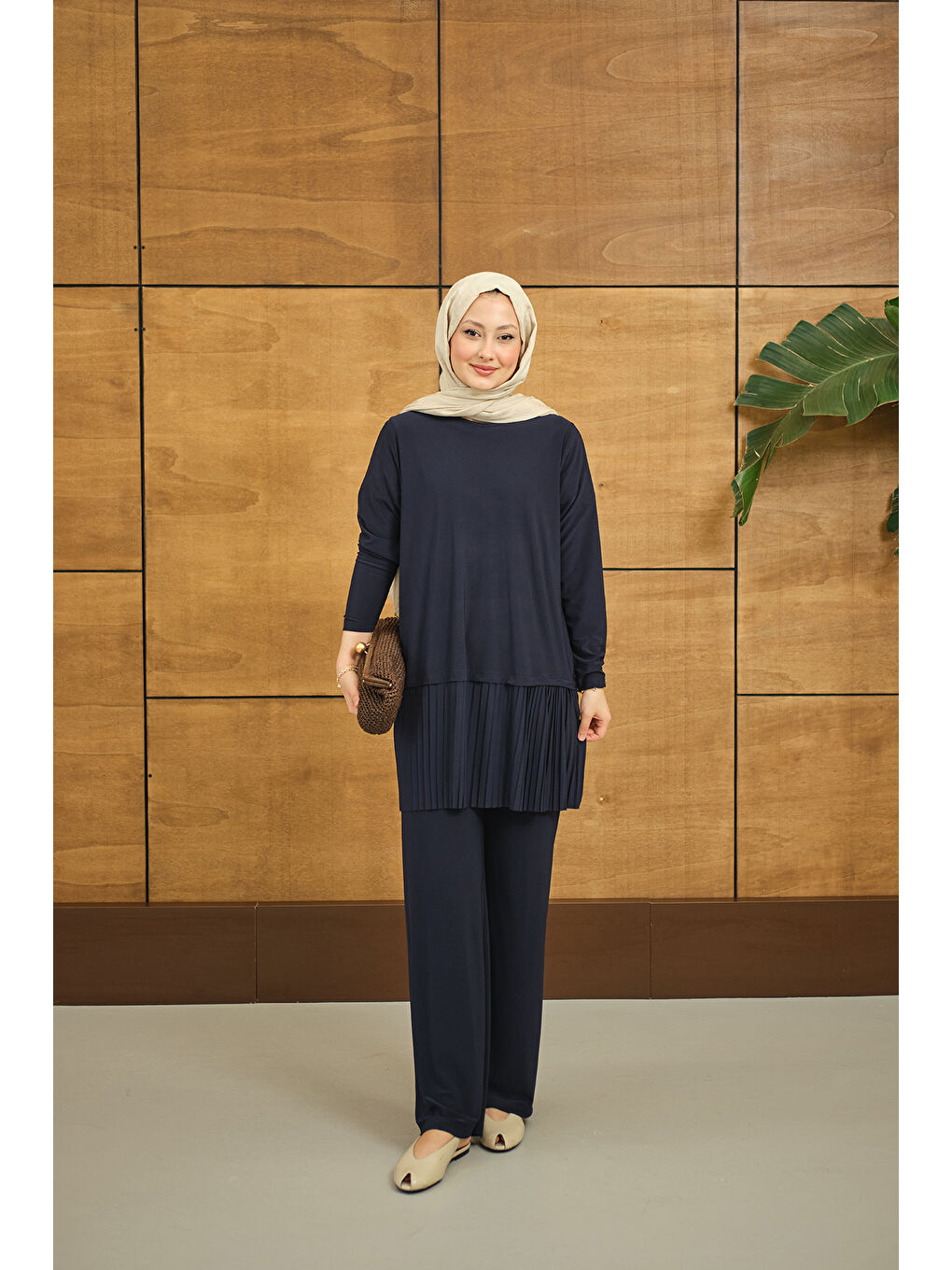 Kadın Alt Piliseli Bisiklet Yaka Takım Lacivert-2