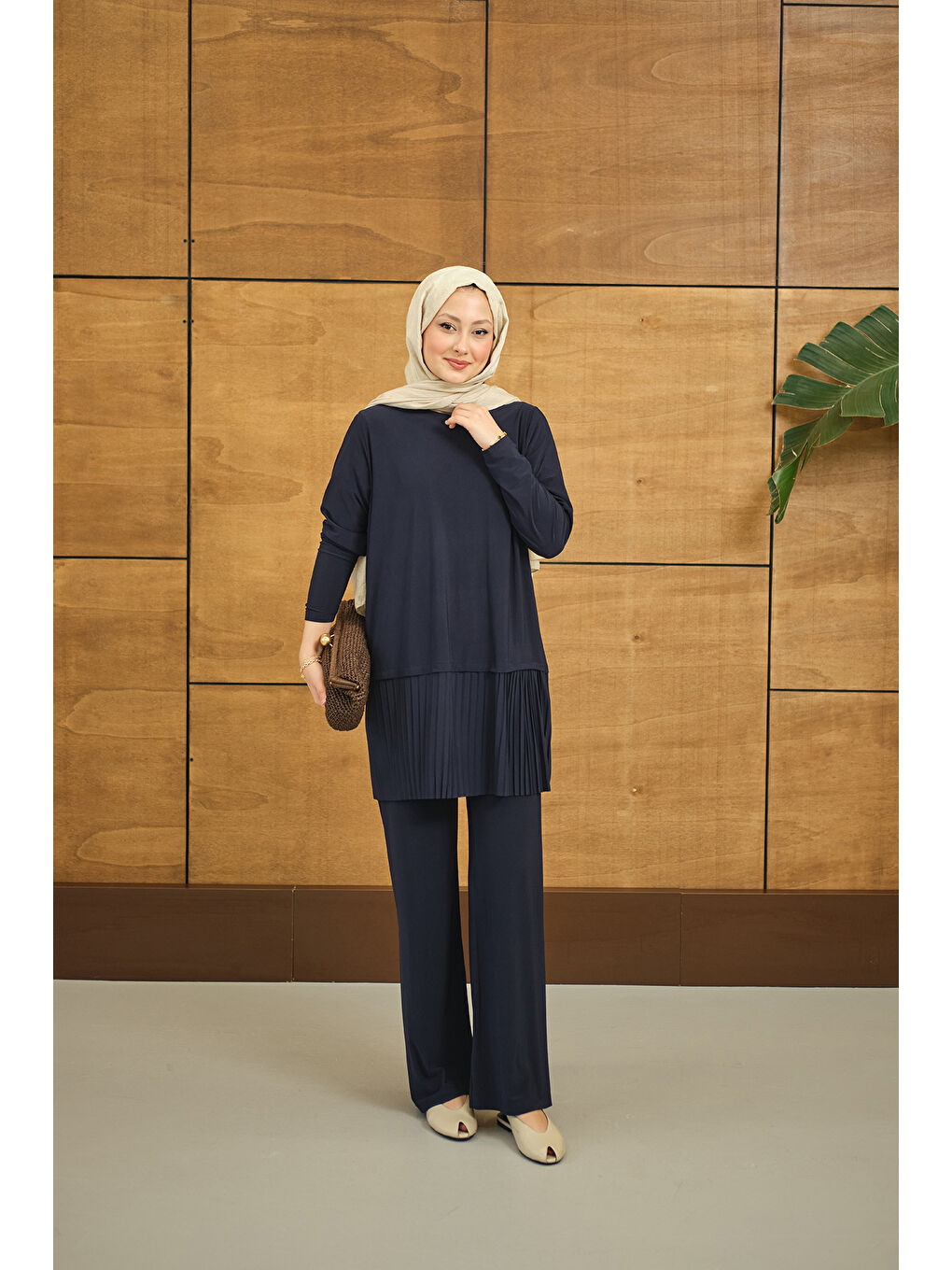 Kadın Alt Piliseli Bisiklet Yaka Takım Lacivert-3