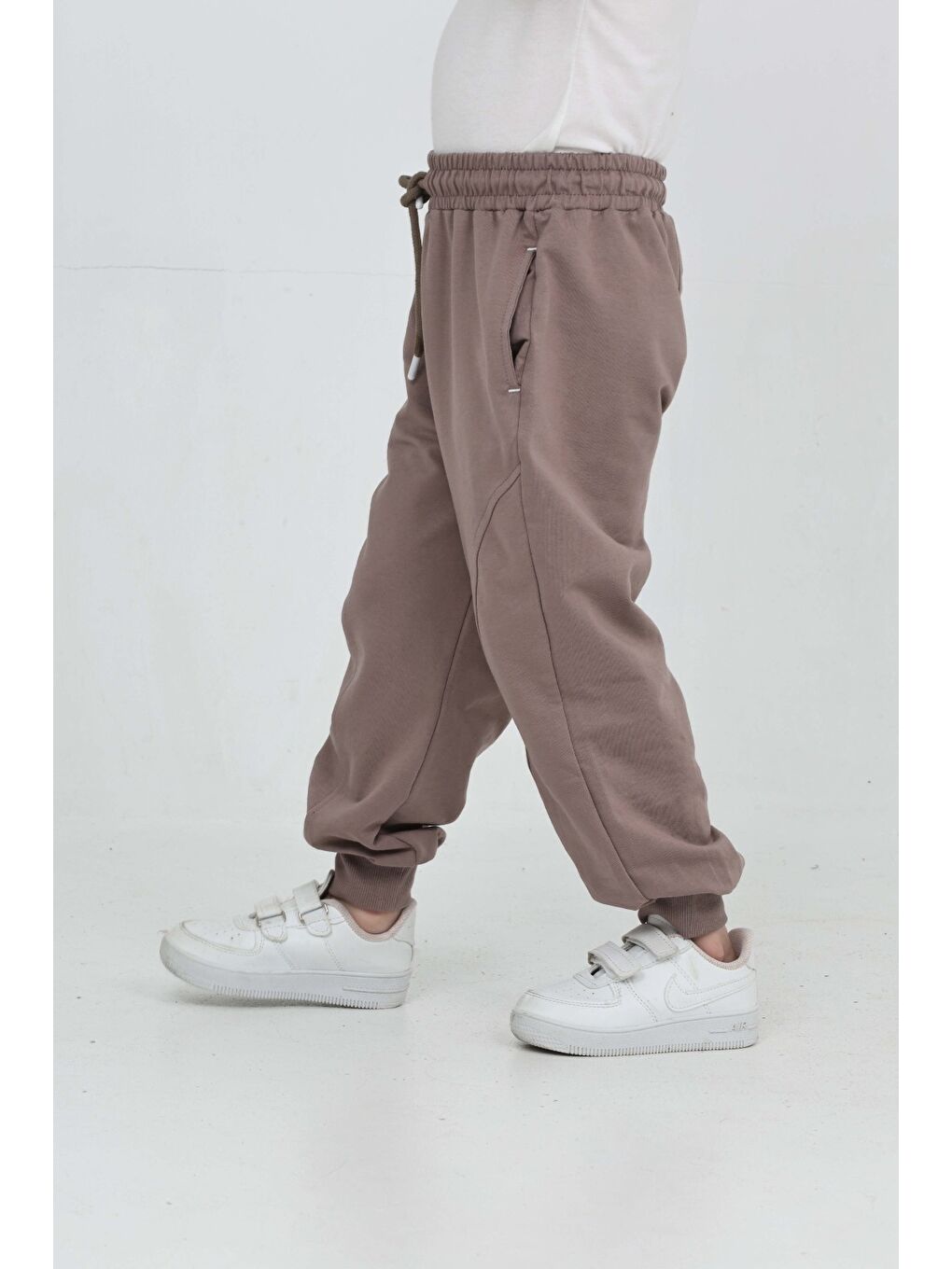 Kahverengi Erkek Çocuk Punteriz Detaylı Eşofman Alt-3