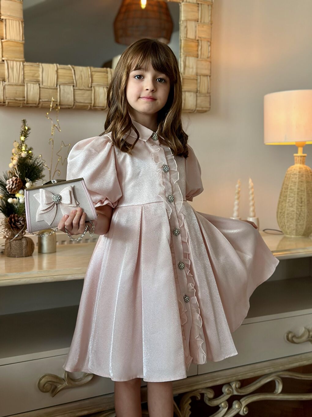 Pembe Kız Çocuk Özel Kısa Abiye Elbise Düğmeli Özel Tasarım Çanta Aksesuarlı_M2446-5