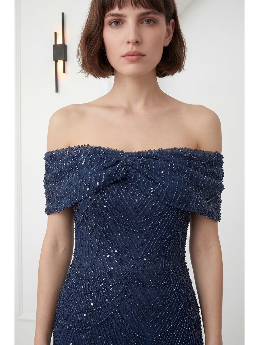 Kadın Lacivert Kayık Yaka Boncuklu Uzun Balık Abiye Elbise-2