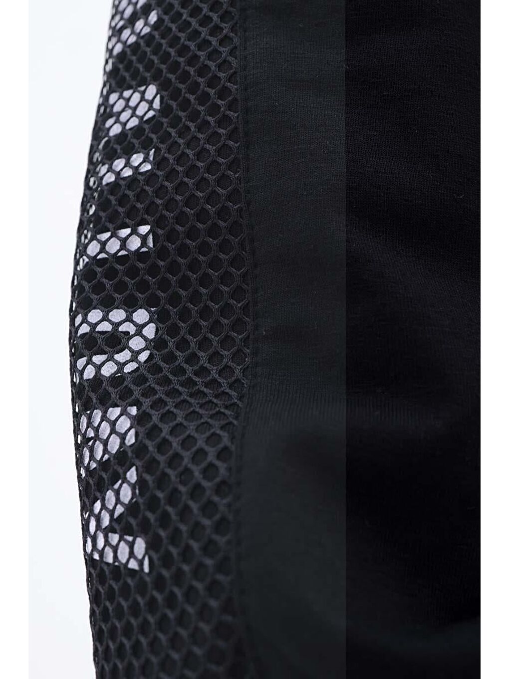 Siyah-Baskılı Fileli Büyük Beden Eşofman Takımı-4