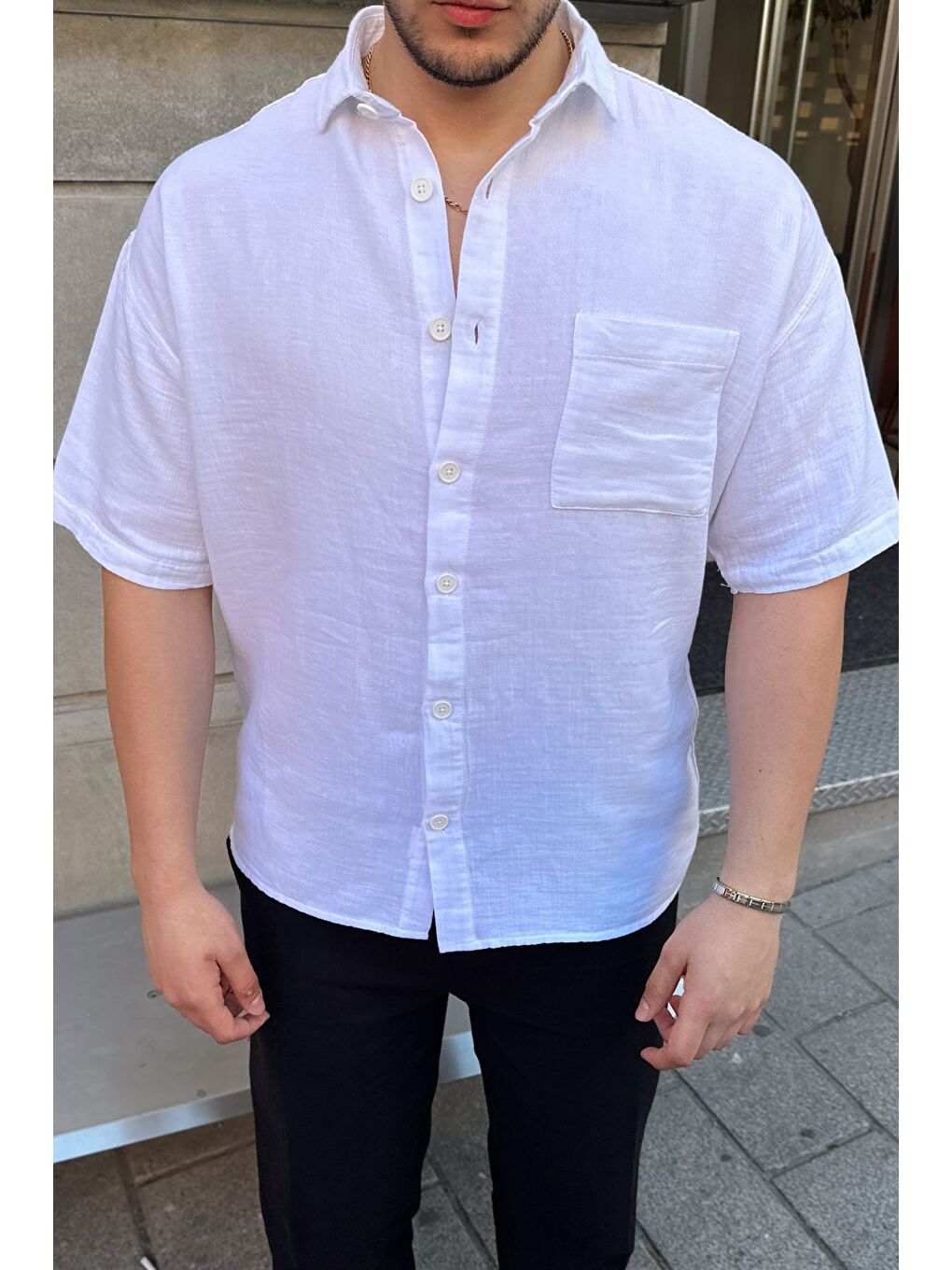 Beyaz Lora Erkek Yazlık Pamuk Gömlek Kısa Kollu Cepli Bol Kesim
