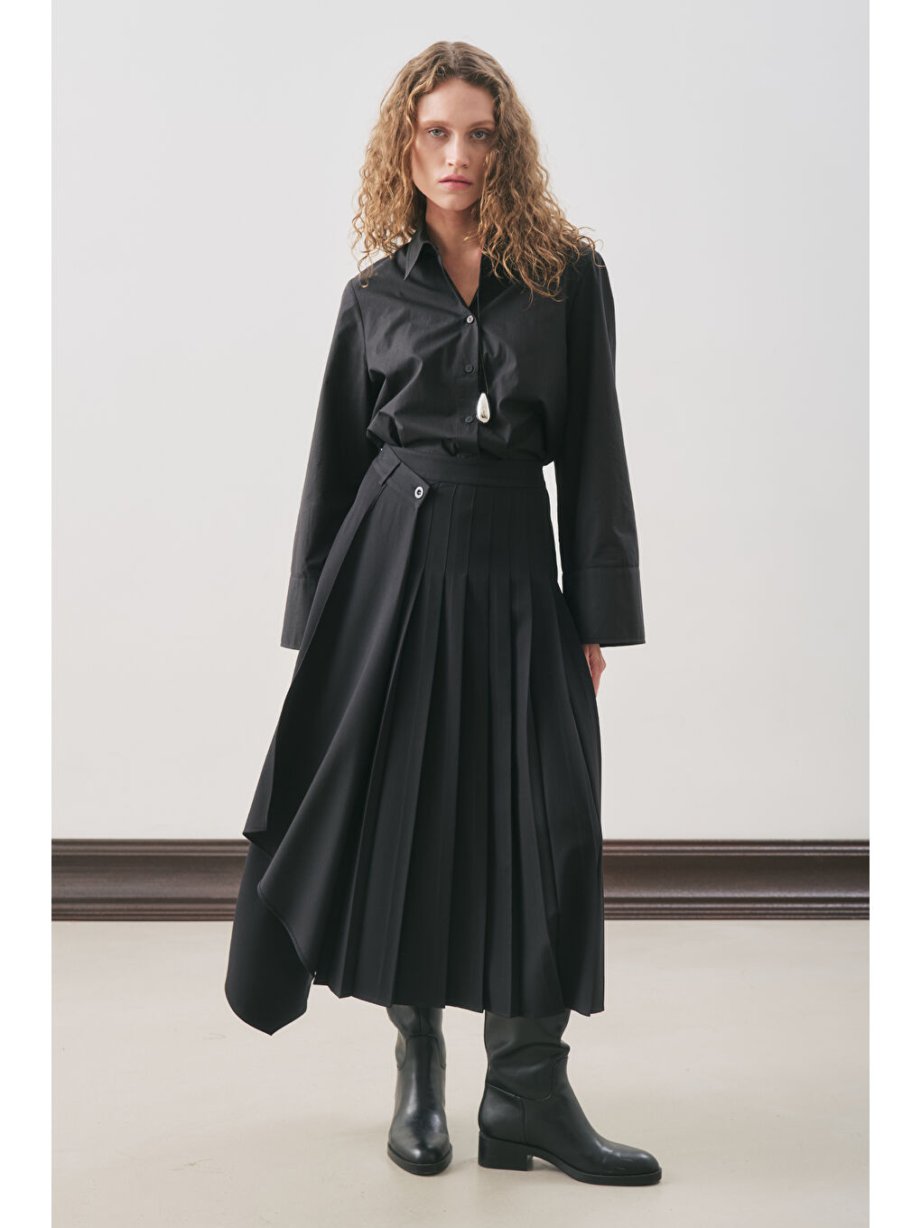 Anvelop Piliseli Etek Siyah-4