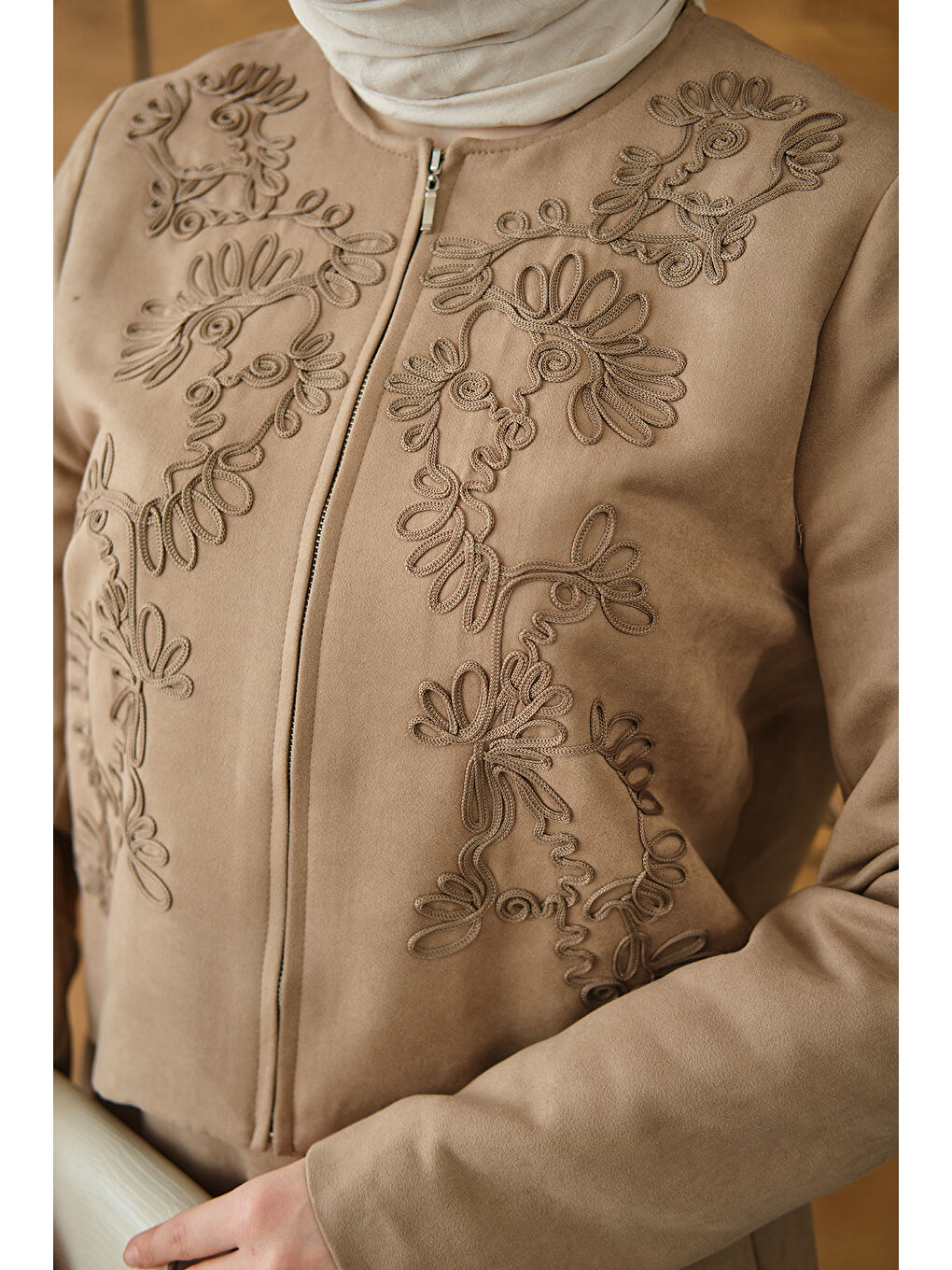 Bej Kadın Nakışlı Nubuk Detay Takım Vizon-4