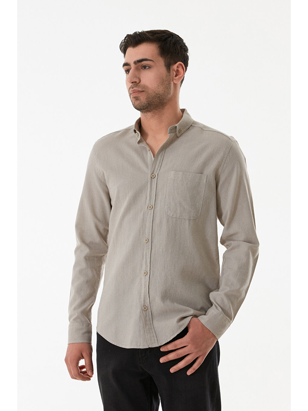 Bej Basic Cepli Düğmeli Gömlek
