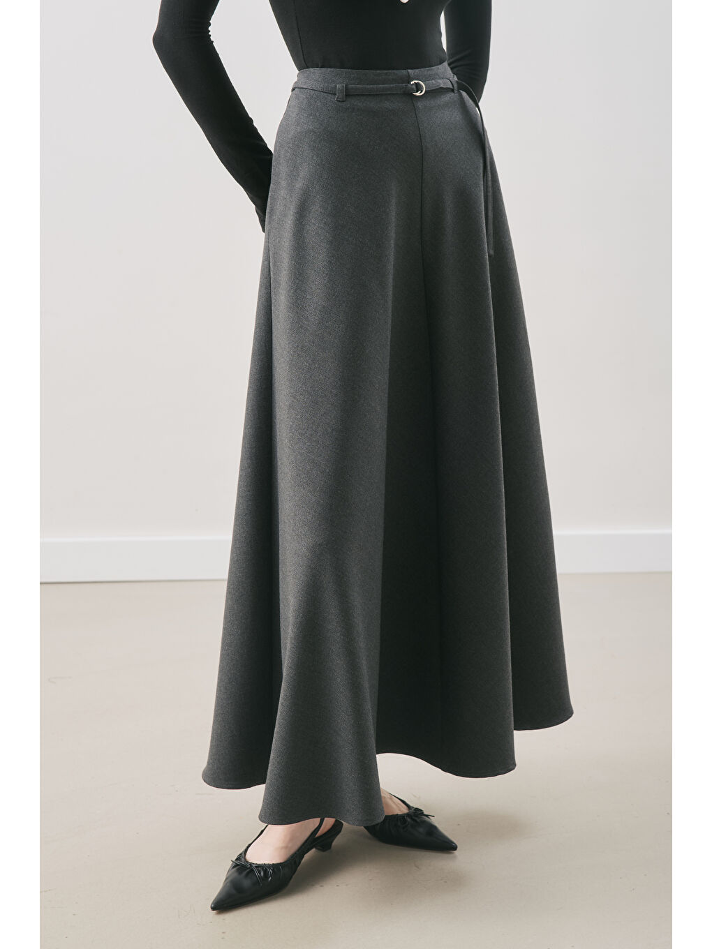 Kemer Detaylı Kloş Etek Antrasit-4