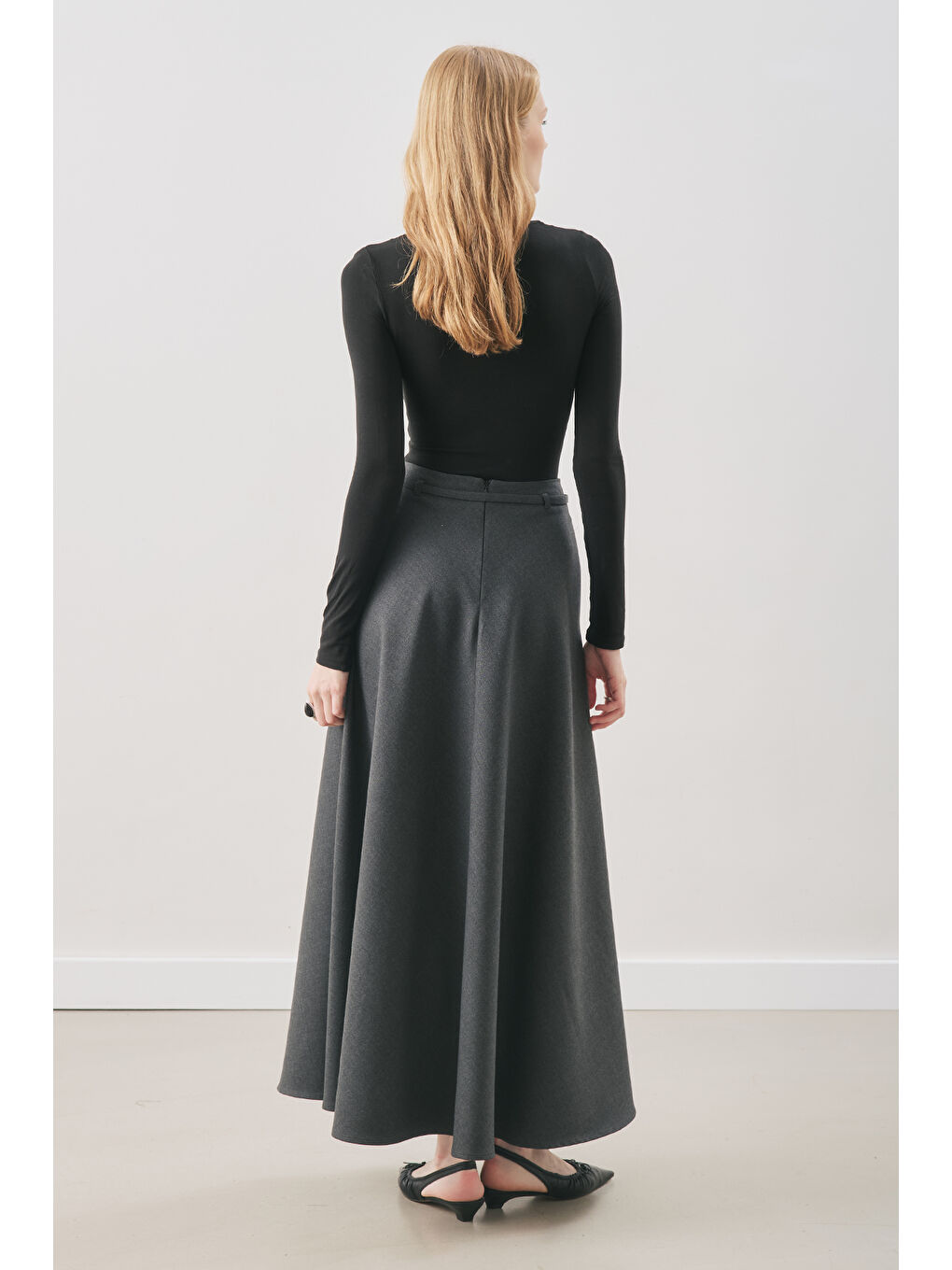 Kemer Detaylı Kloş Etek Antrasit-5
