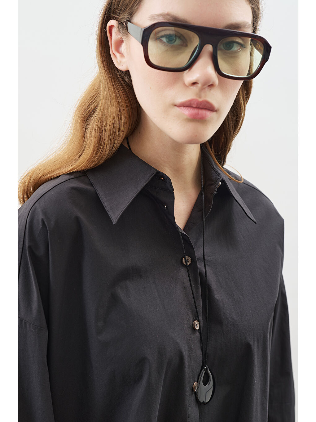 Tasarım Detaylı Oversıze Gömlek Siyah-4