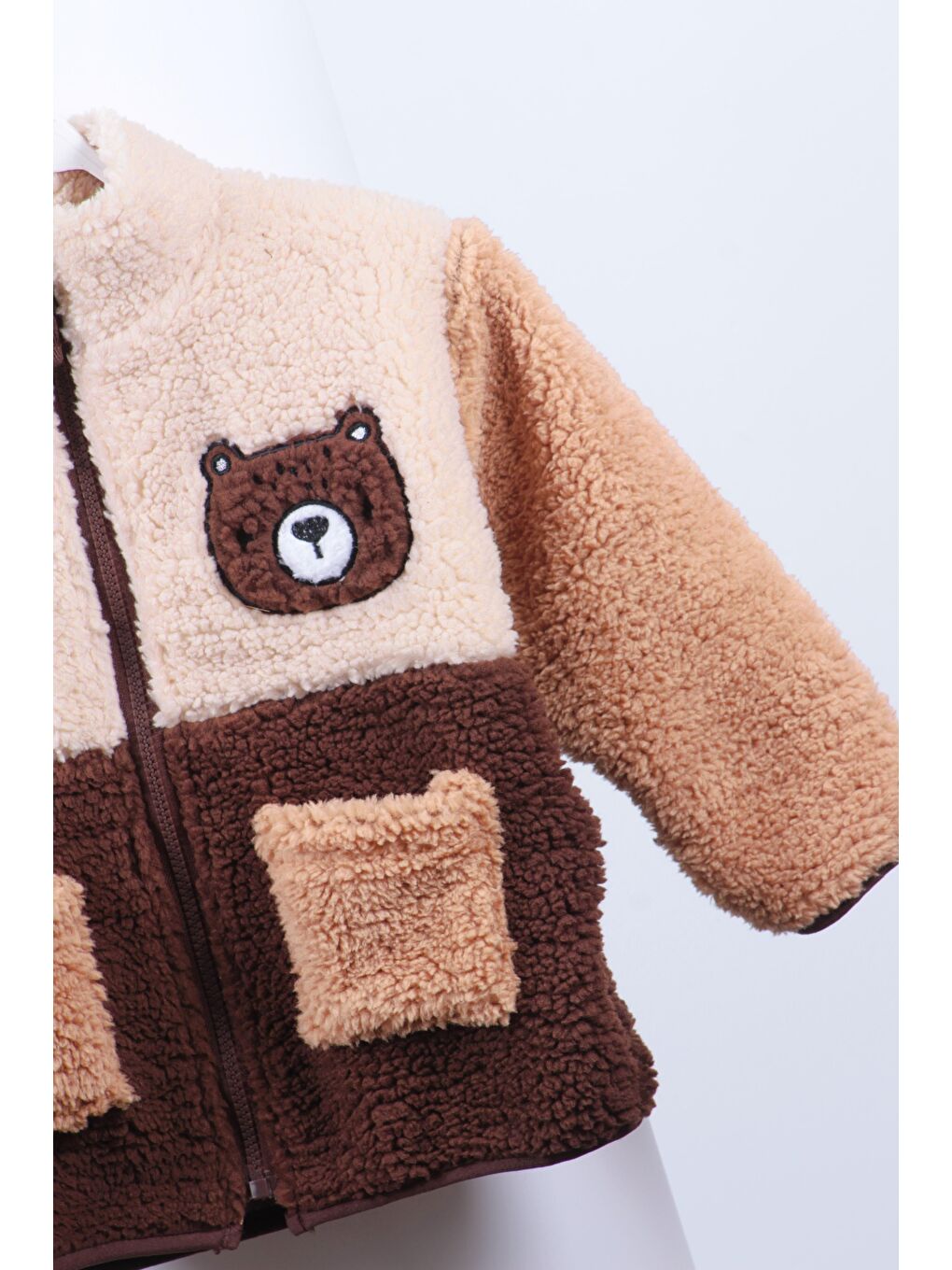 Kahverengi Polar Ayıcık Desenli Cepli Fermuarlı Ceket Erkek Çocuk-3