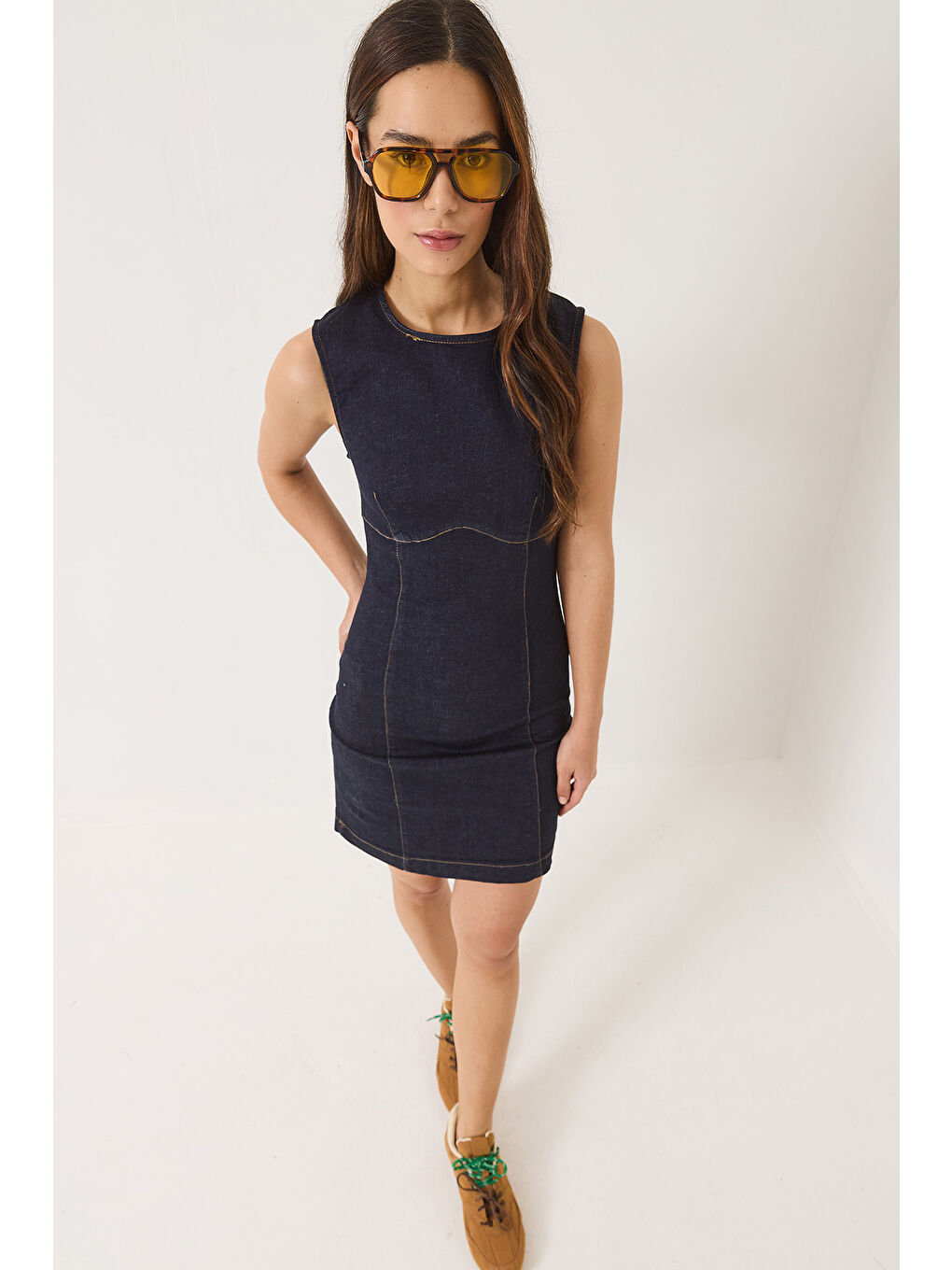 Lacivert Kadın Bisiklet Yaka Elastanlı Yazlık Denim Elbise-1