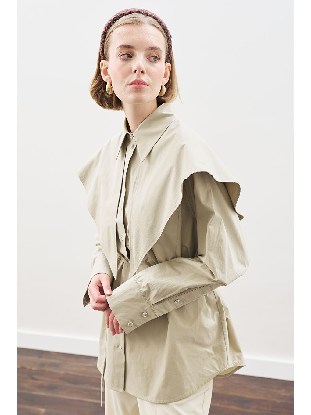 Bej Üçgen Fularlı Oversıze Gömlek Taş-4