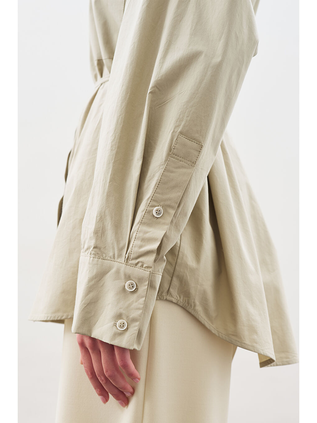 Bej Üçgen Fularlı Oversıze Gömlek Taş-6