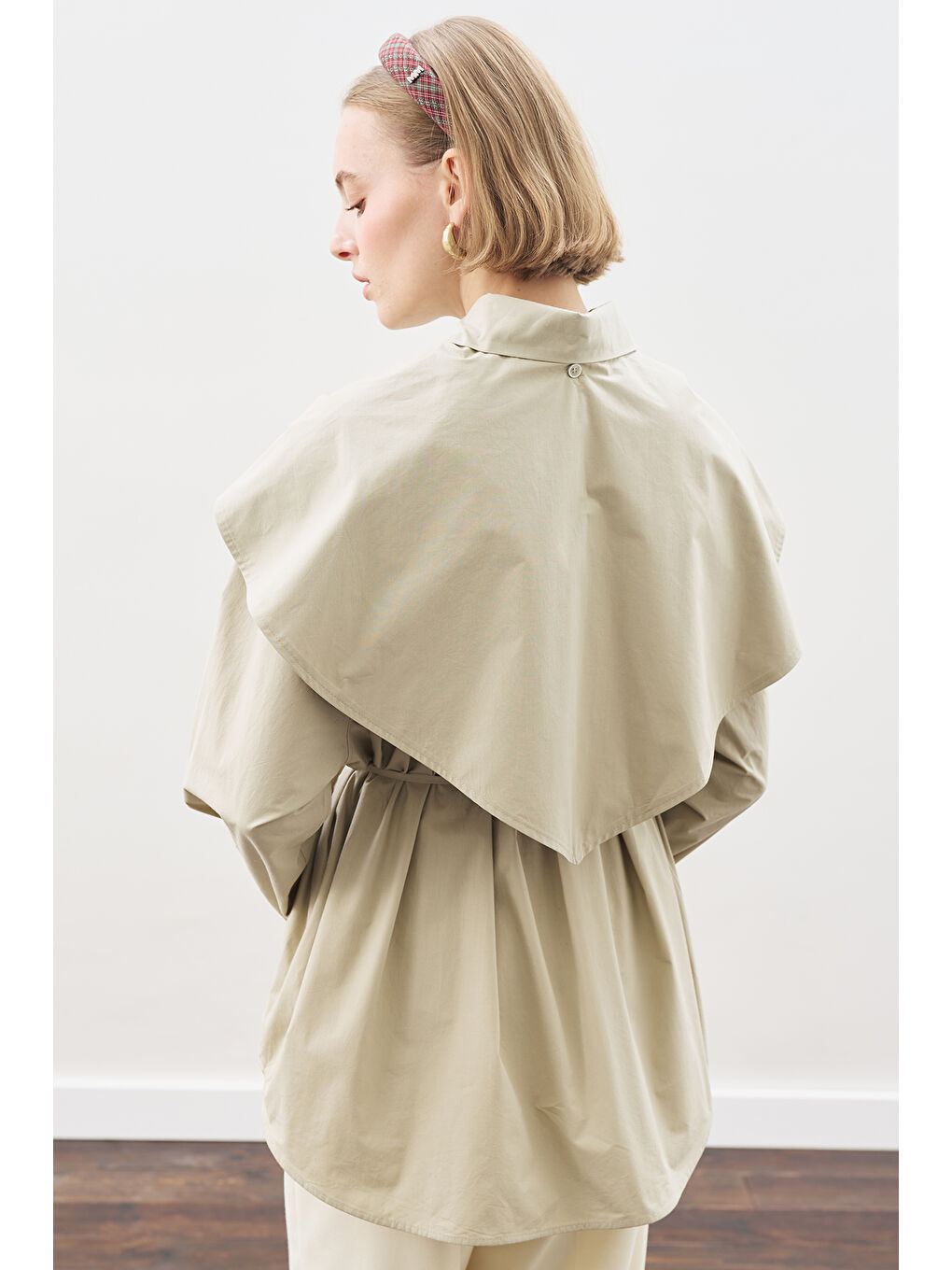 Bej Üçgen Fularlı Oversıze Gömlek Taş-7