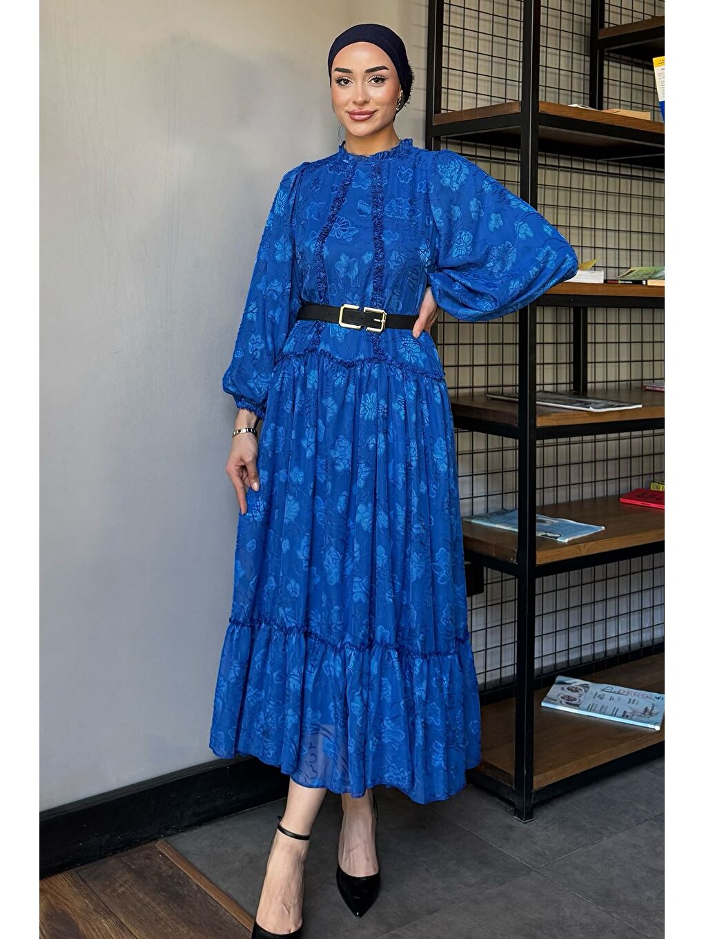 Mavi İşlemeli Ve Astarlı Tesettür Şifon Elbise-1
