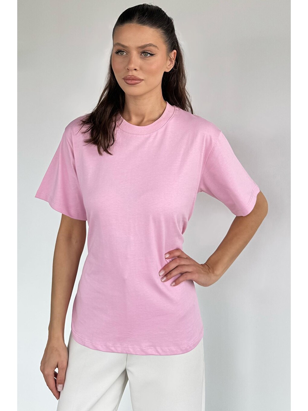 Pembe Kadın Arkası Bağcıklı Tişört