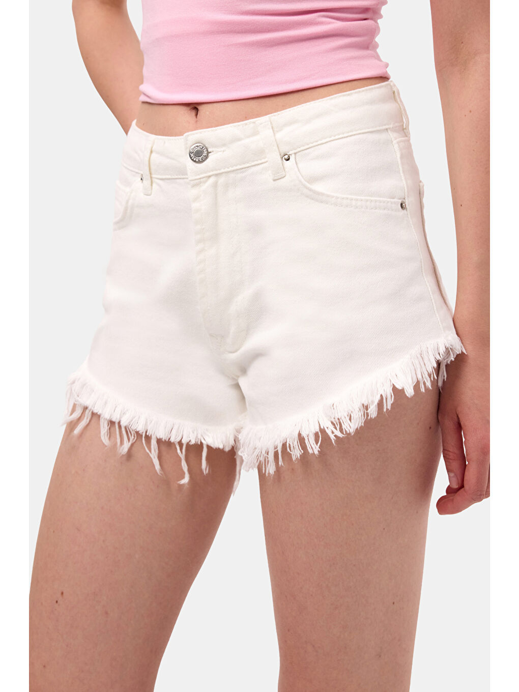 Kadın Kırık Beyaz 7s6-101 Mini Paça Püsküllü Denim Şort-2