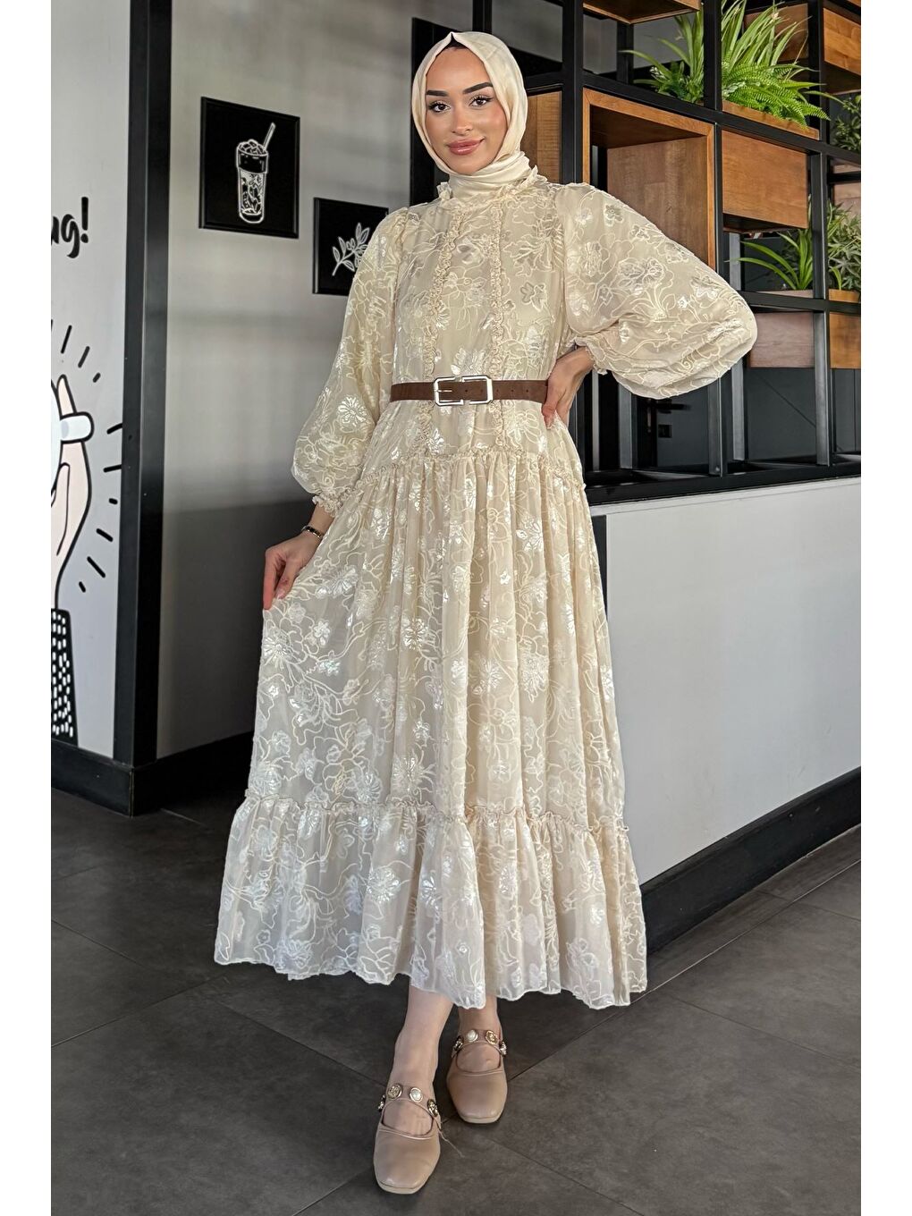 Ekru İşlemeli Ve Astarlı Tesettür Şifon Elbise
