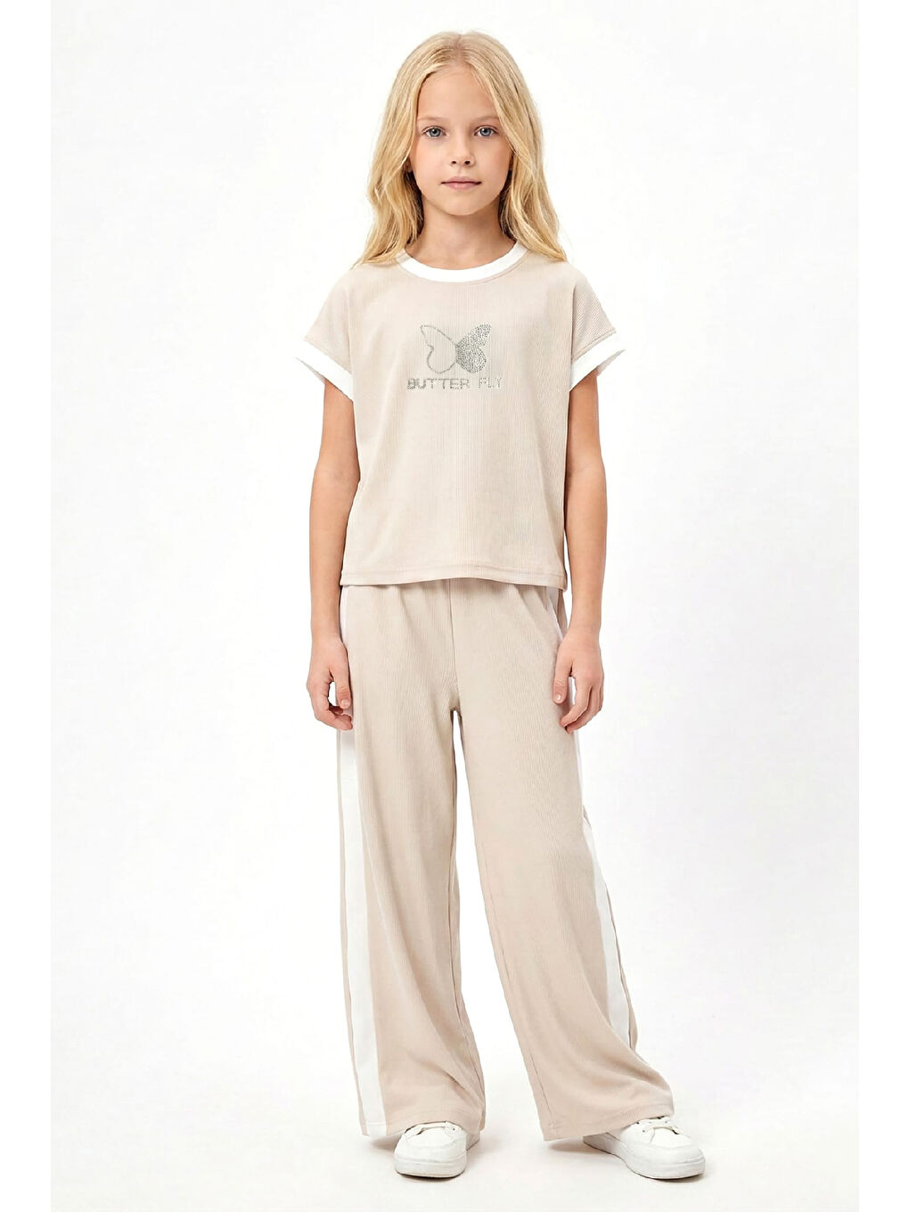 Ekru Kız Çocuk Taşlı Kelebek Baskılı-Biye Detaylı Alt-Üst Takım 4-12 Yaş 12547