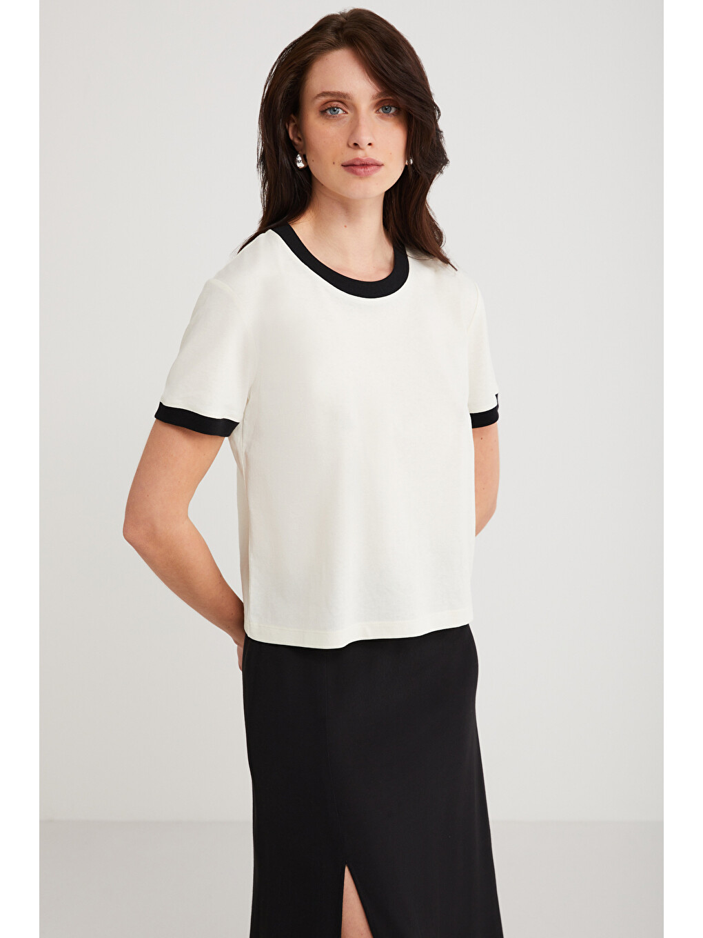 Ashley Kadın %100 Organik Pamuk Biyeli Regular Fit Normal Kalıp Bisiklet Yaka Ekru T-shirt Beyaz T-s-2