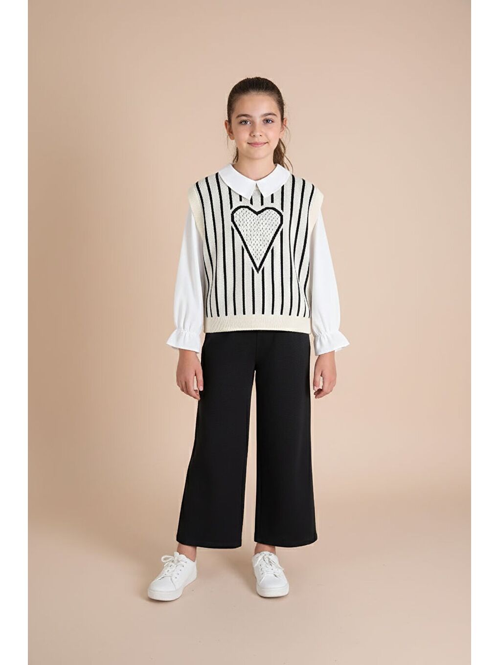 Siyah Kalp Desen Süveterli Gömlekli Kız Çocuk Pantolonlu 3lü Takım 23733