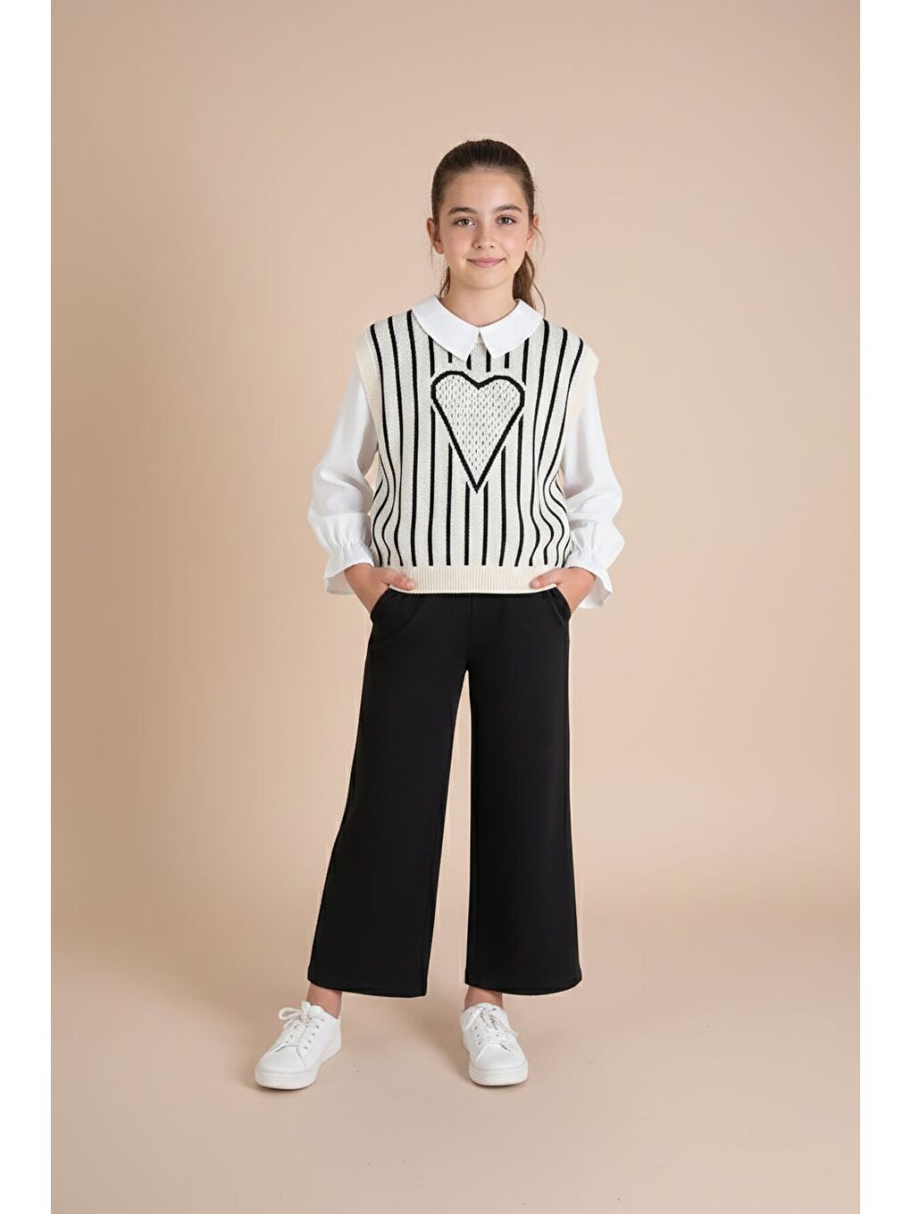 Siyah Kalp Desen Süveterli Gömlekli Kız Çocuk Pantolonlu 3lü Takım 23733-2