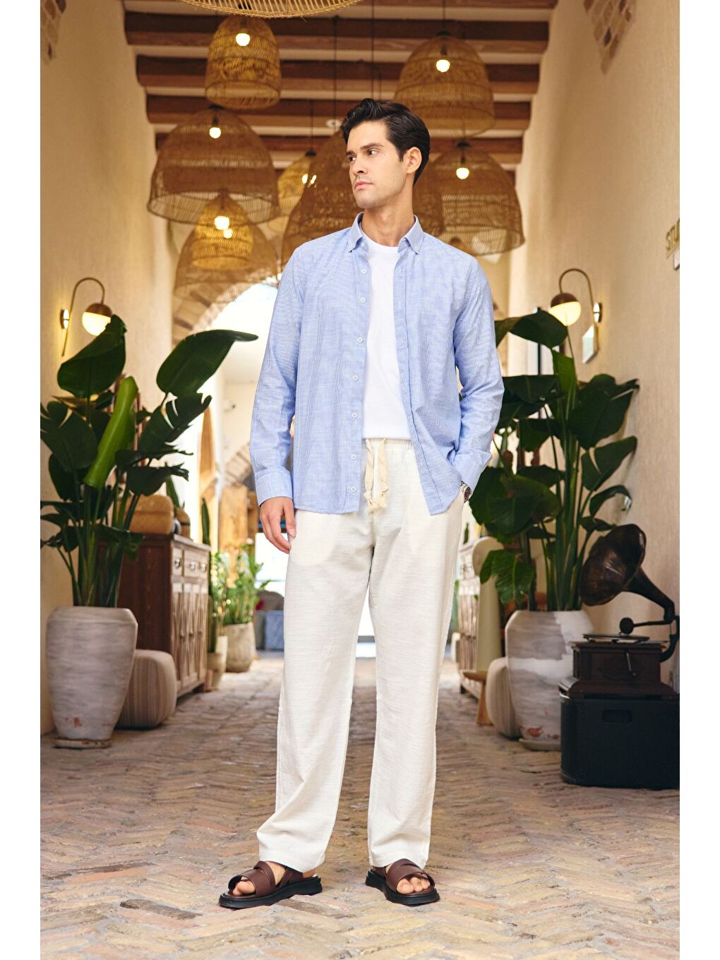 Mavi Kure Erkek Gömlek Modern Slim Fit Keten Görünümlü İnce ve Çizgili Doku-5