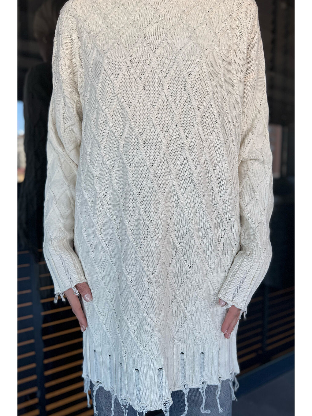 Ekru Kadın Bisiklet Yaka Püsküllü Tesettür Triko Kazak-5