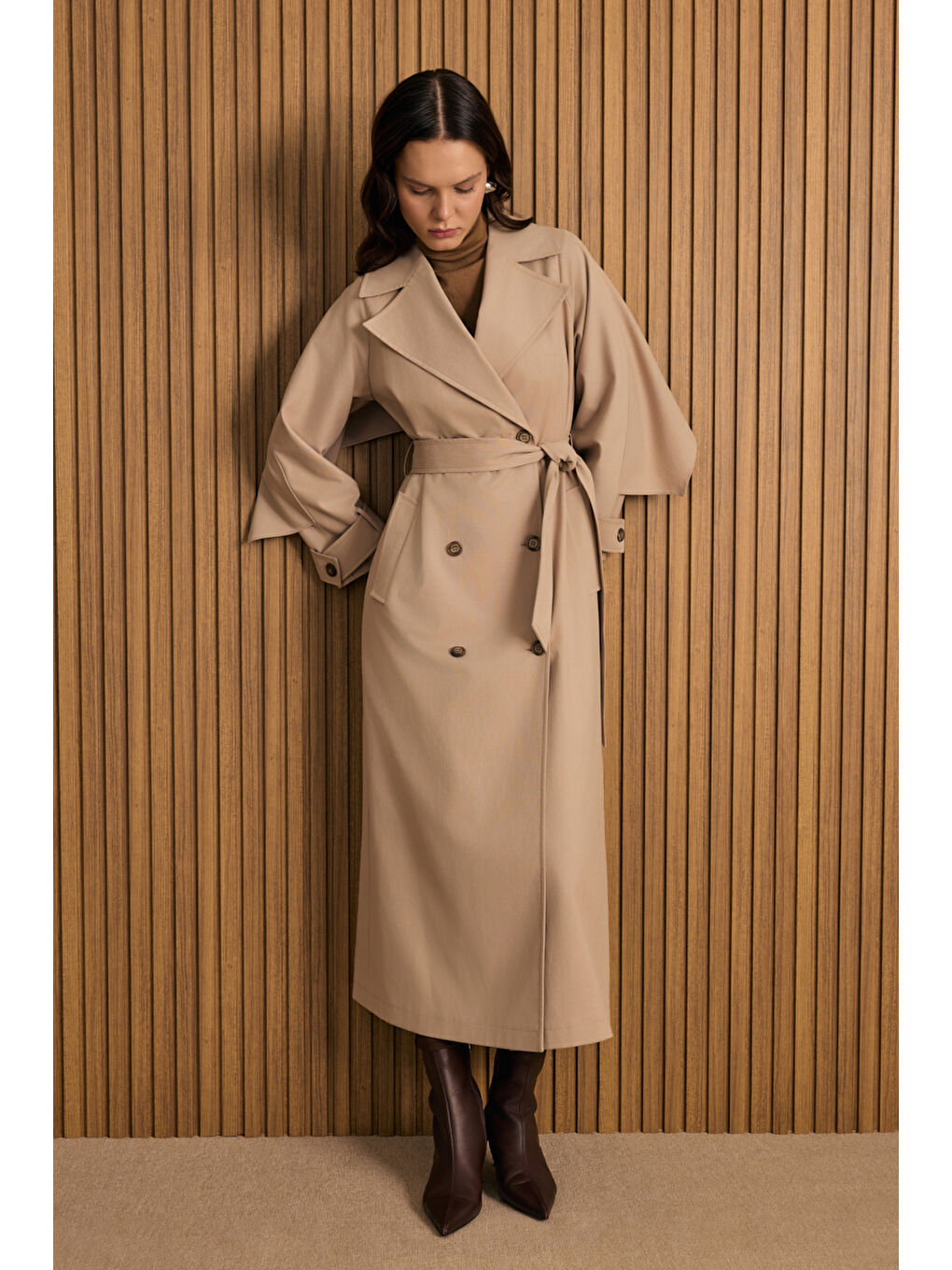 Bej 7178111 Sırtı Rüzgarlıklı Pardösü-1