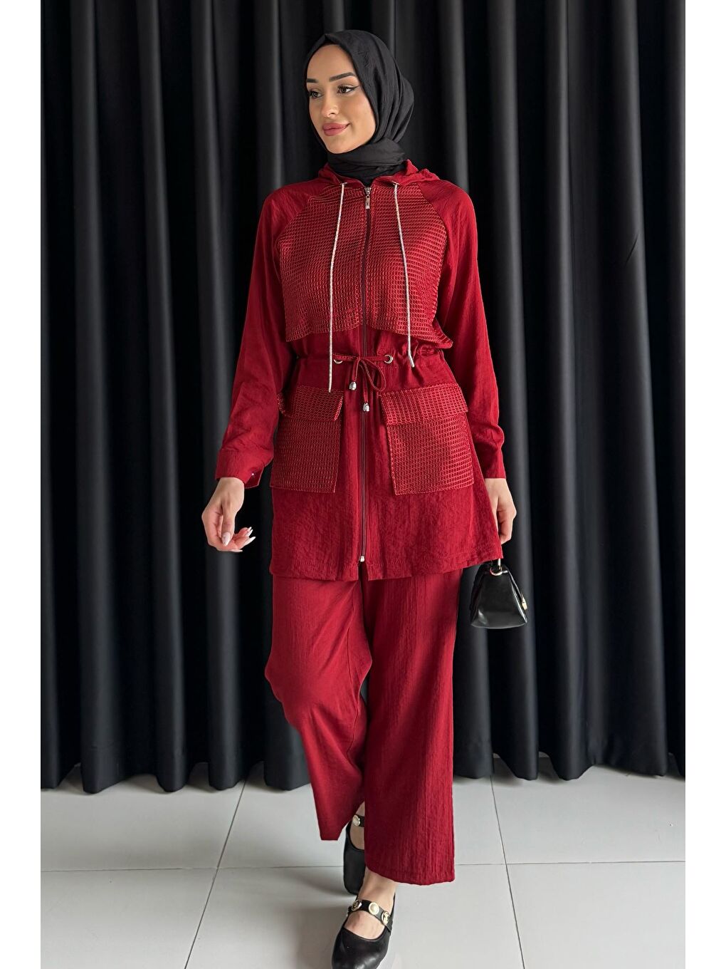 Bordo Kapüşonlu Dantel Detaylı Tesettür Tunik Pantolon İkili Takım