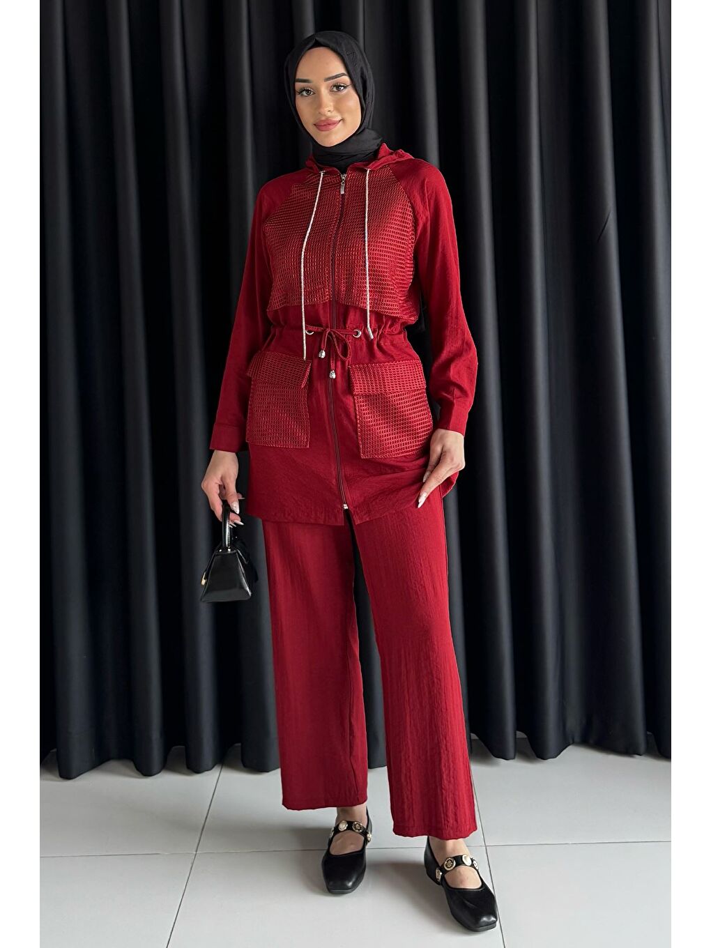 Bordo Kapüşonlu Dantel Detaylı Tesettür Tunik Pantolon İkili Takım-1