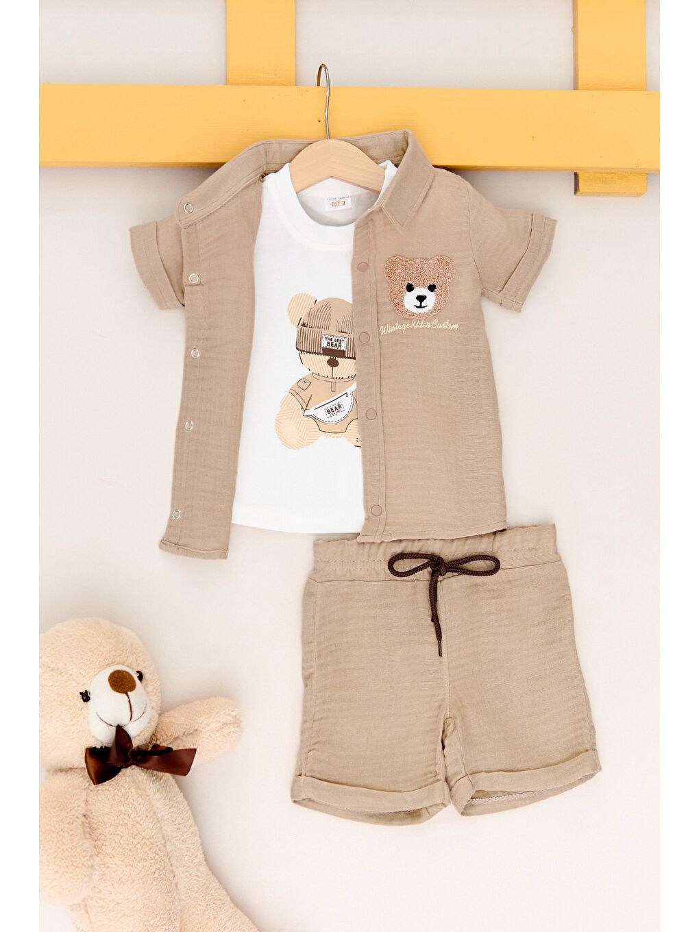 Bej %100 Pamuk Ayıcık Nakışlı Şortlu 3 Lü Erkek Çocuk Takım