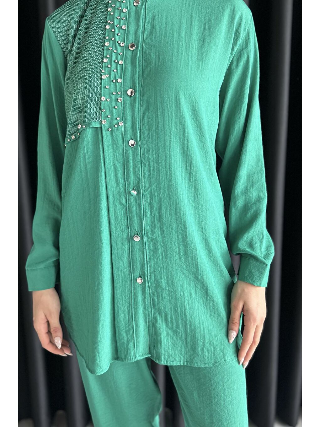 Yeşil Dantelli Taşlı Tesettür Tunik Pantolon İkili Takım-4