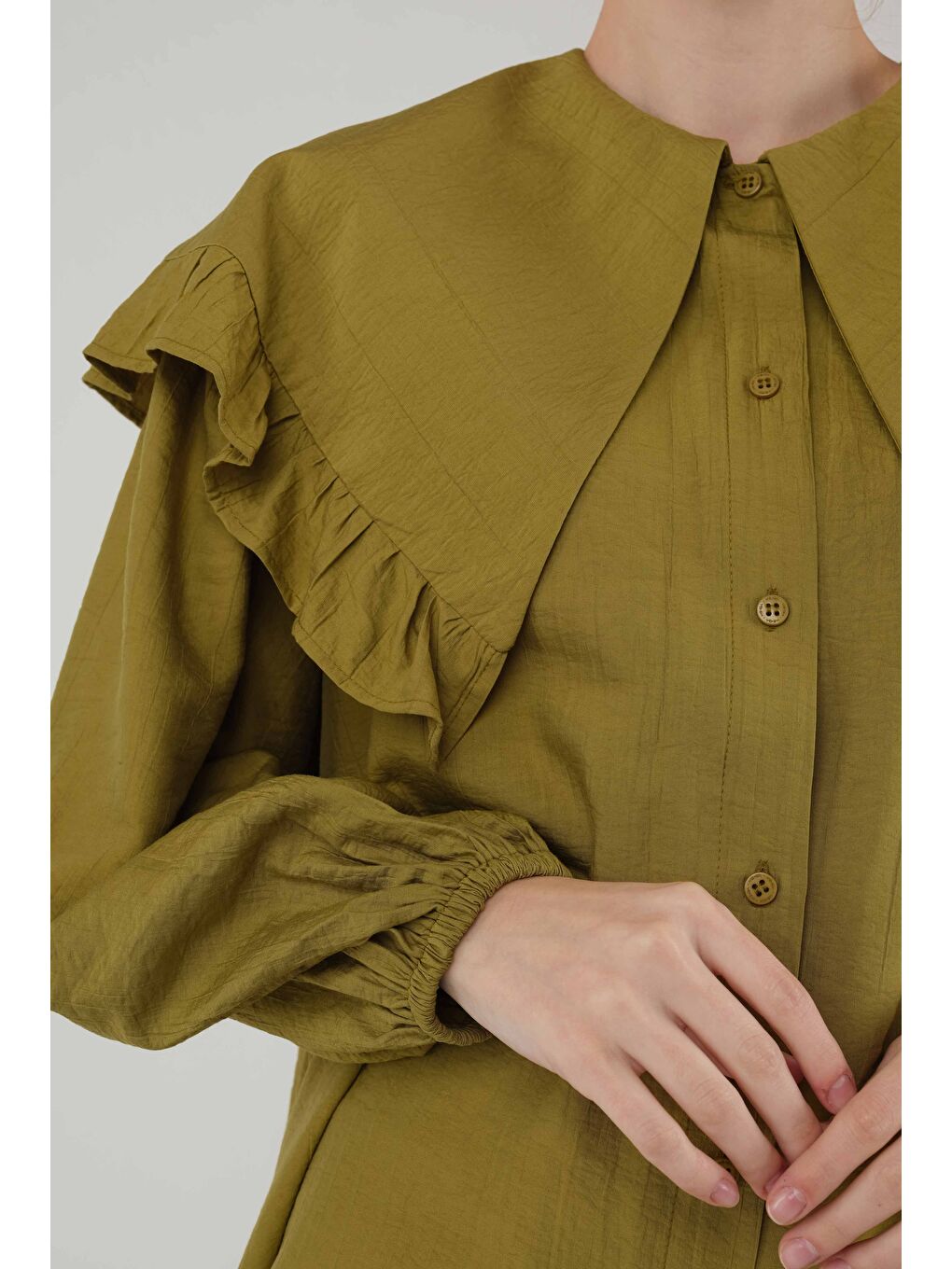 Yeşil Yakası Fırfırlı Gömlek Olive-4