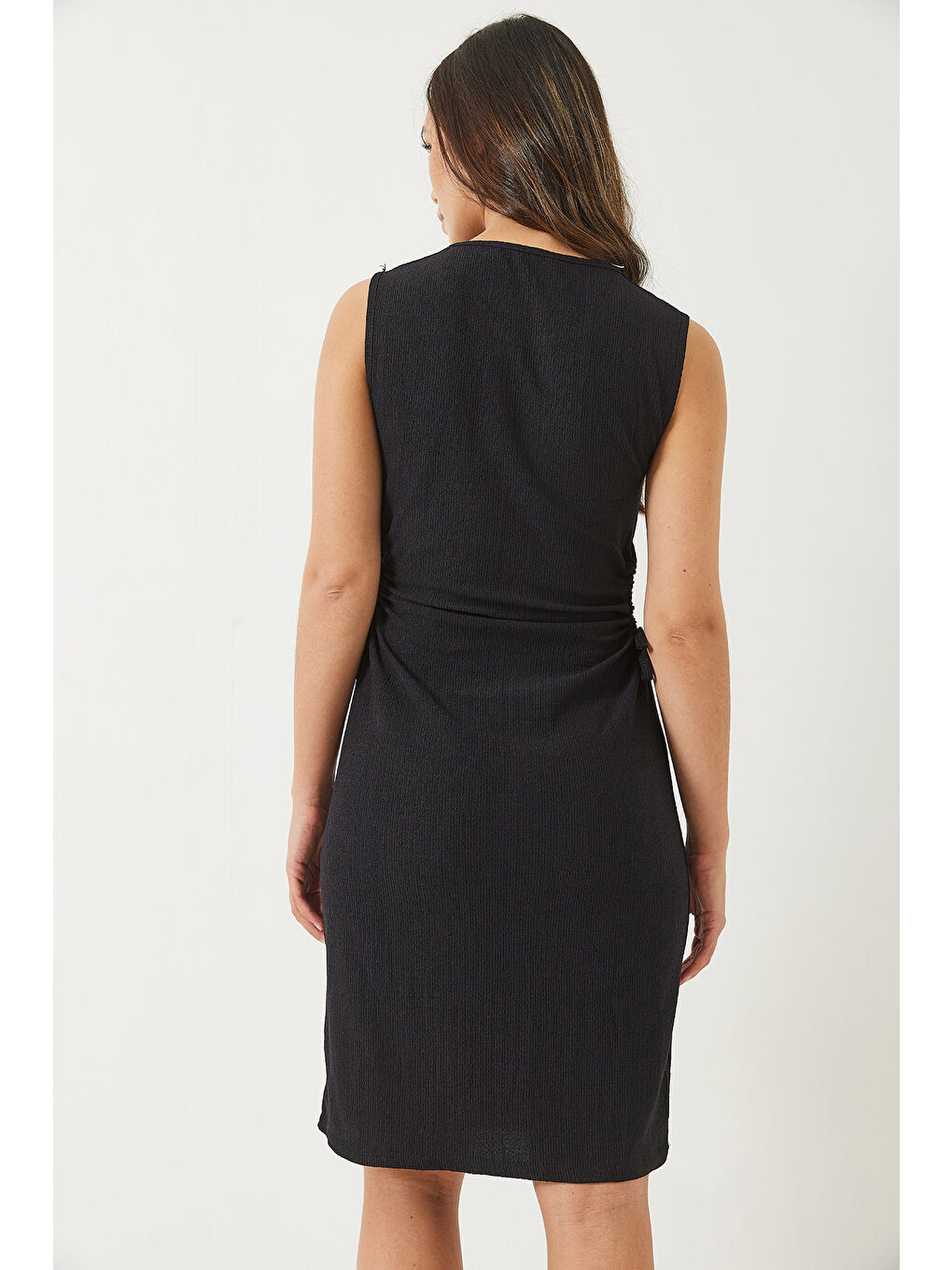 Siyah Kadın Bisiklet Yaka Pencere Detaylı Bürümcük Elbise-6