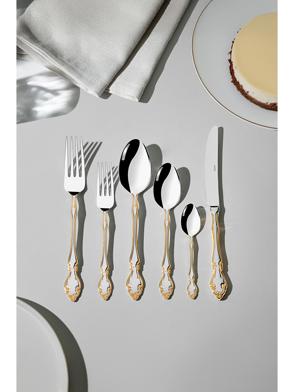 Sarı Adriana Altın Sade 12 Kişilik 72 Parça Kutulu Çatal Kaşık Bıçak Takımı