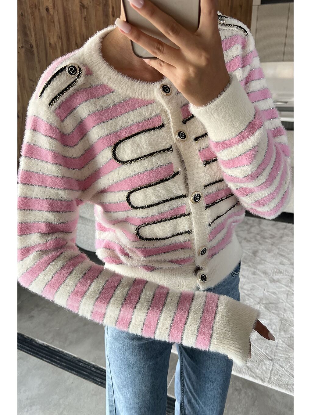 Pembe Çizgili Yumoş Triko Hırka-2