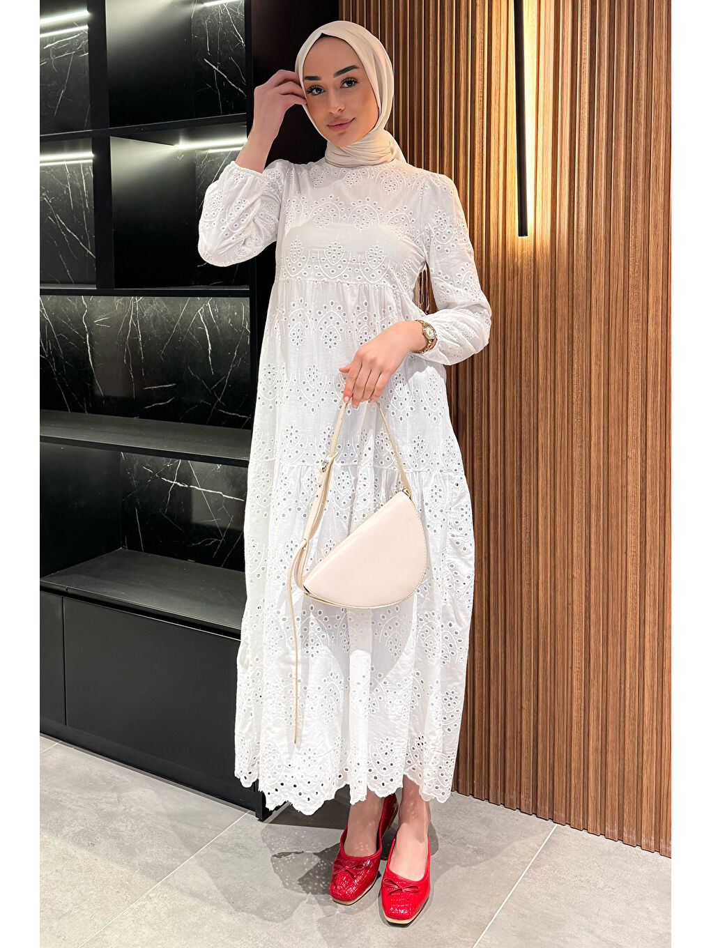 Ekru Kadın Bilek Lastikli Fistolu Fırfırlı Tesettür Elbise-3