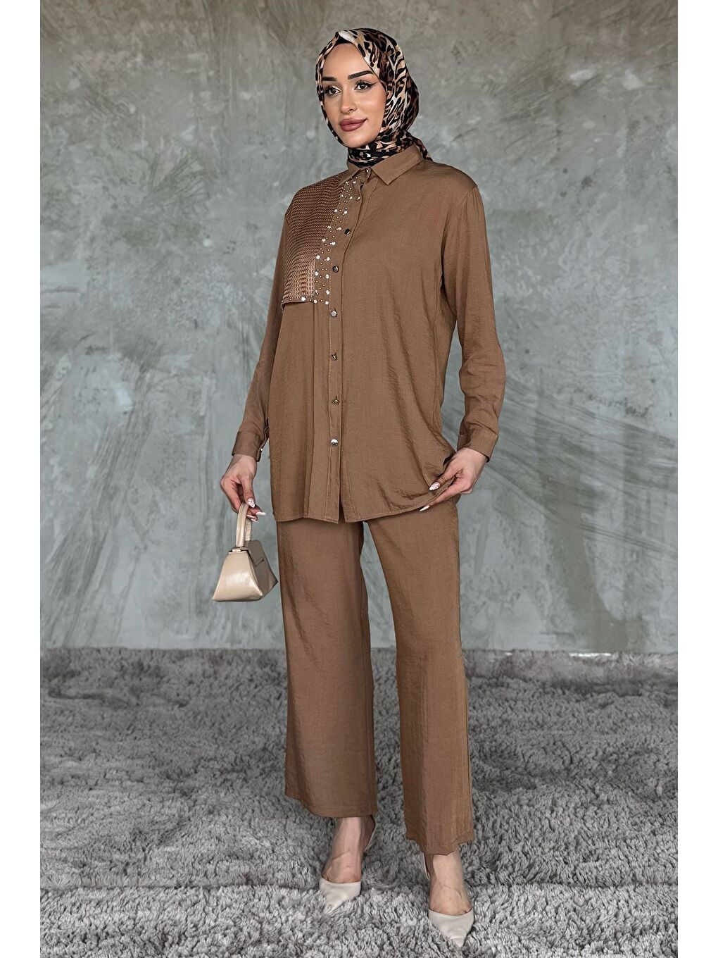 Bej Dantelli Taşlı Tesettür Tunik Pantolon İkili Takım-2