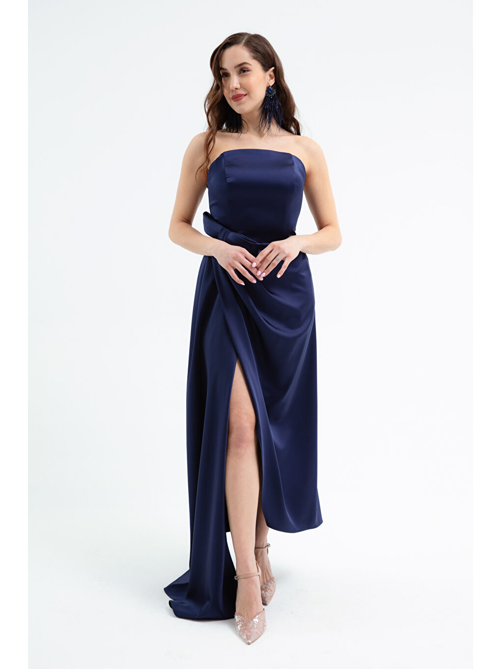 Kadın Lacivert Straplez Yaka Kuyruklu Saten Abiye Elbise