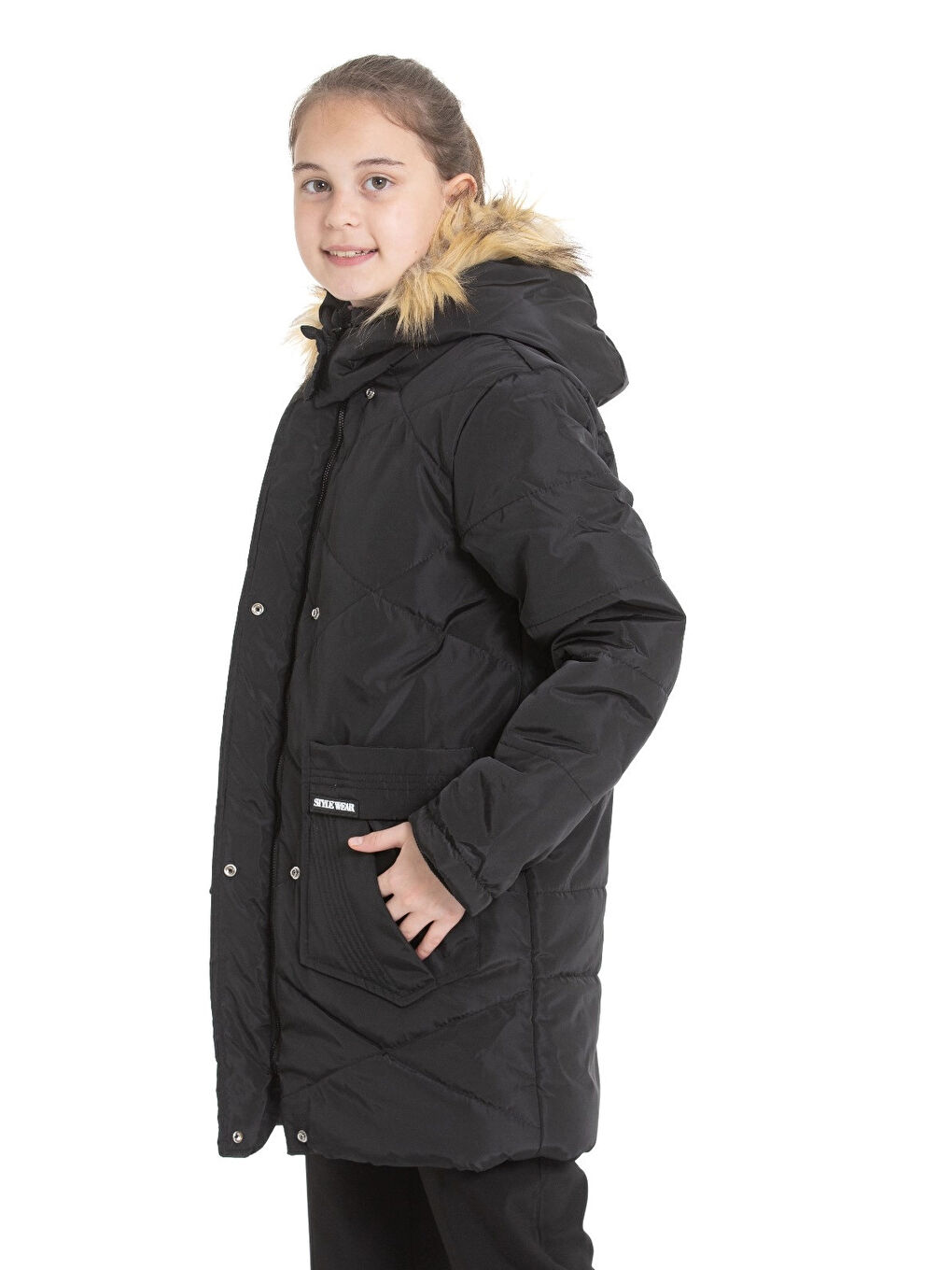 Siyah Kapüşonlu Kışlık Kız Çocuk Mont 4216-1