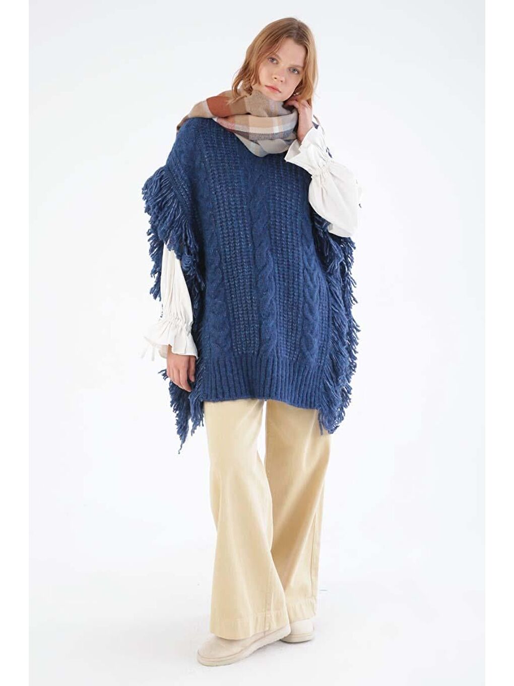 Lacivert-Saçaklı Triko Panço