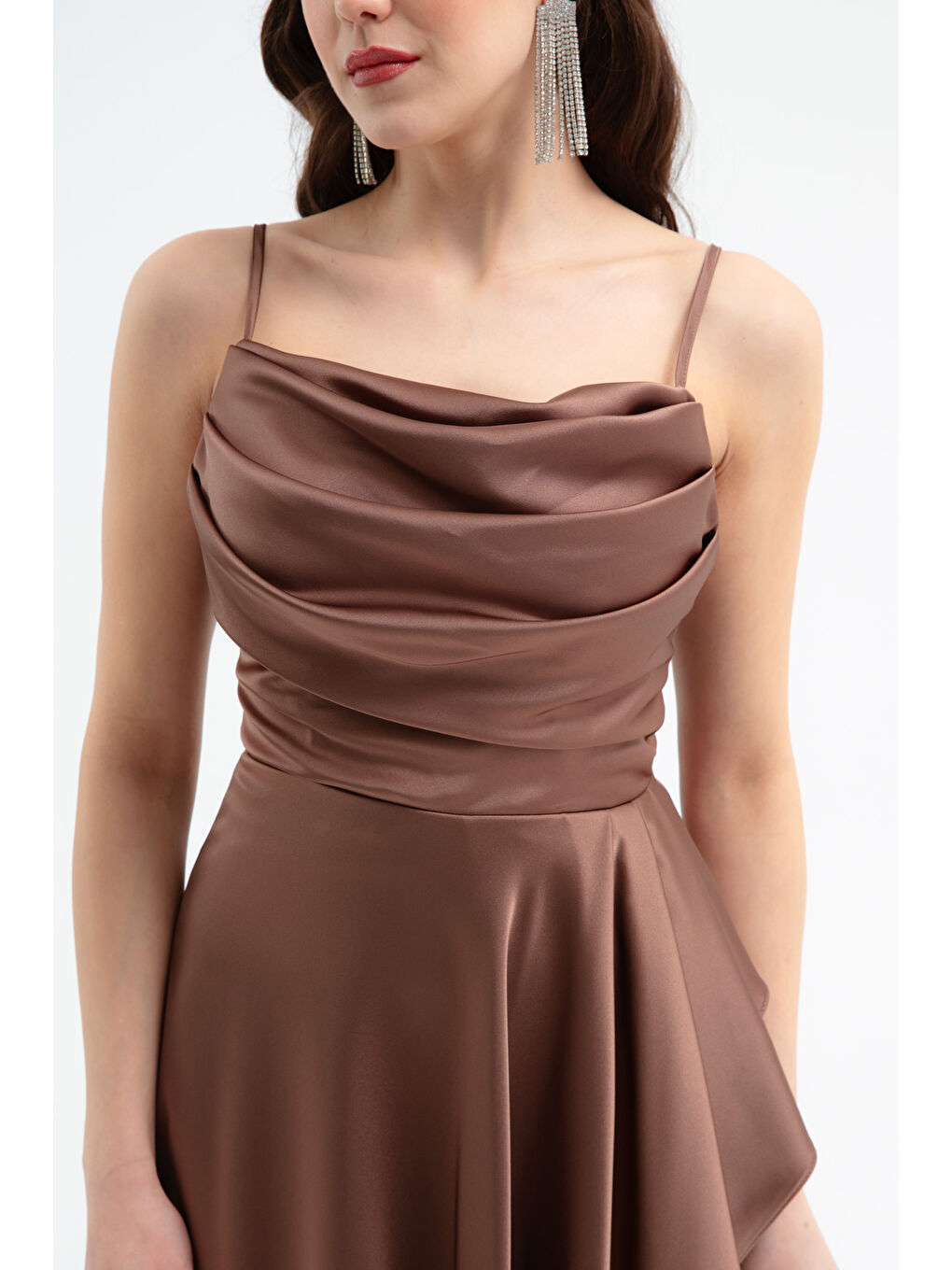 Kadın Kahverengi Volanlı Yırtmaçlı Saten Midi Boy Abiye & Mezuniyet Elbisesi-2